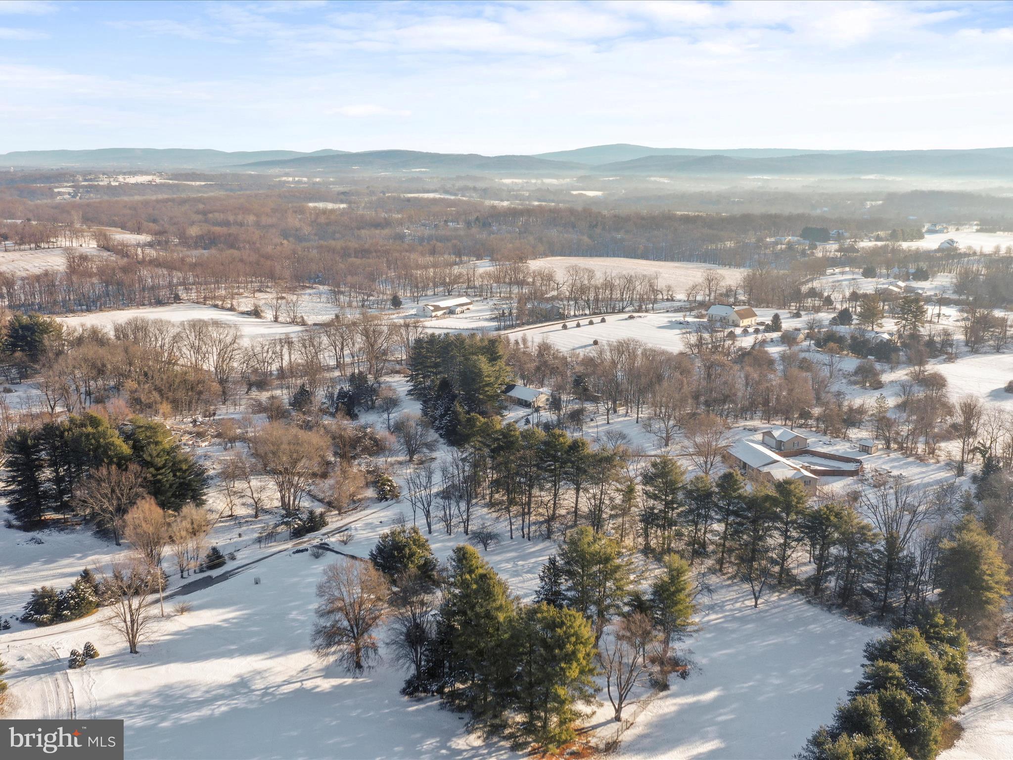 WEST CAVALAND - Residential