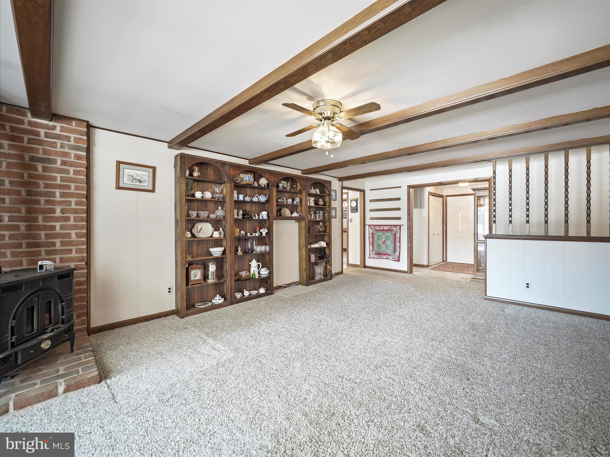 WEST CAVALAND - Residential