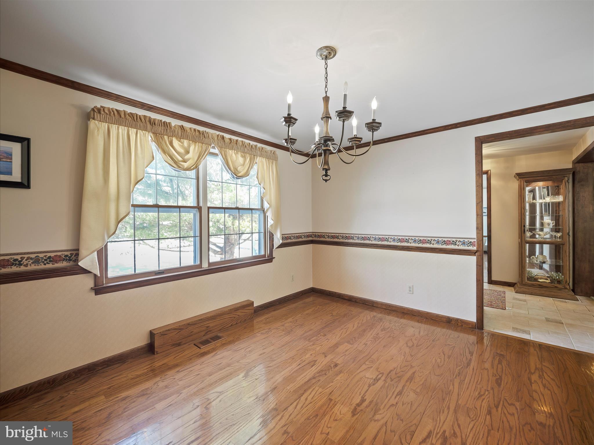 WEST CAVALAND - Residential