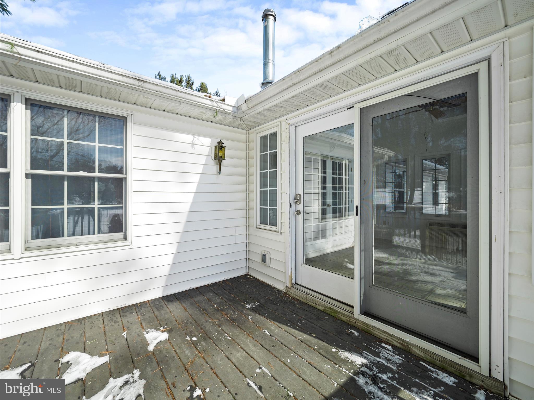 WEST CAVALAND - Residential