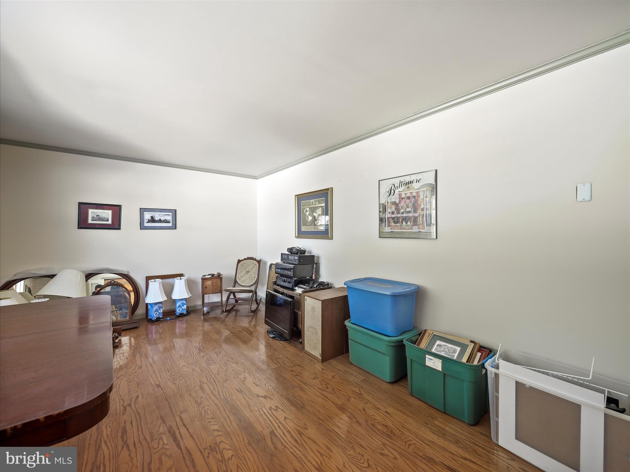 WEST CAVALAND - Residential