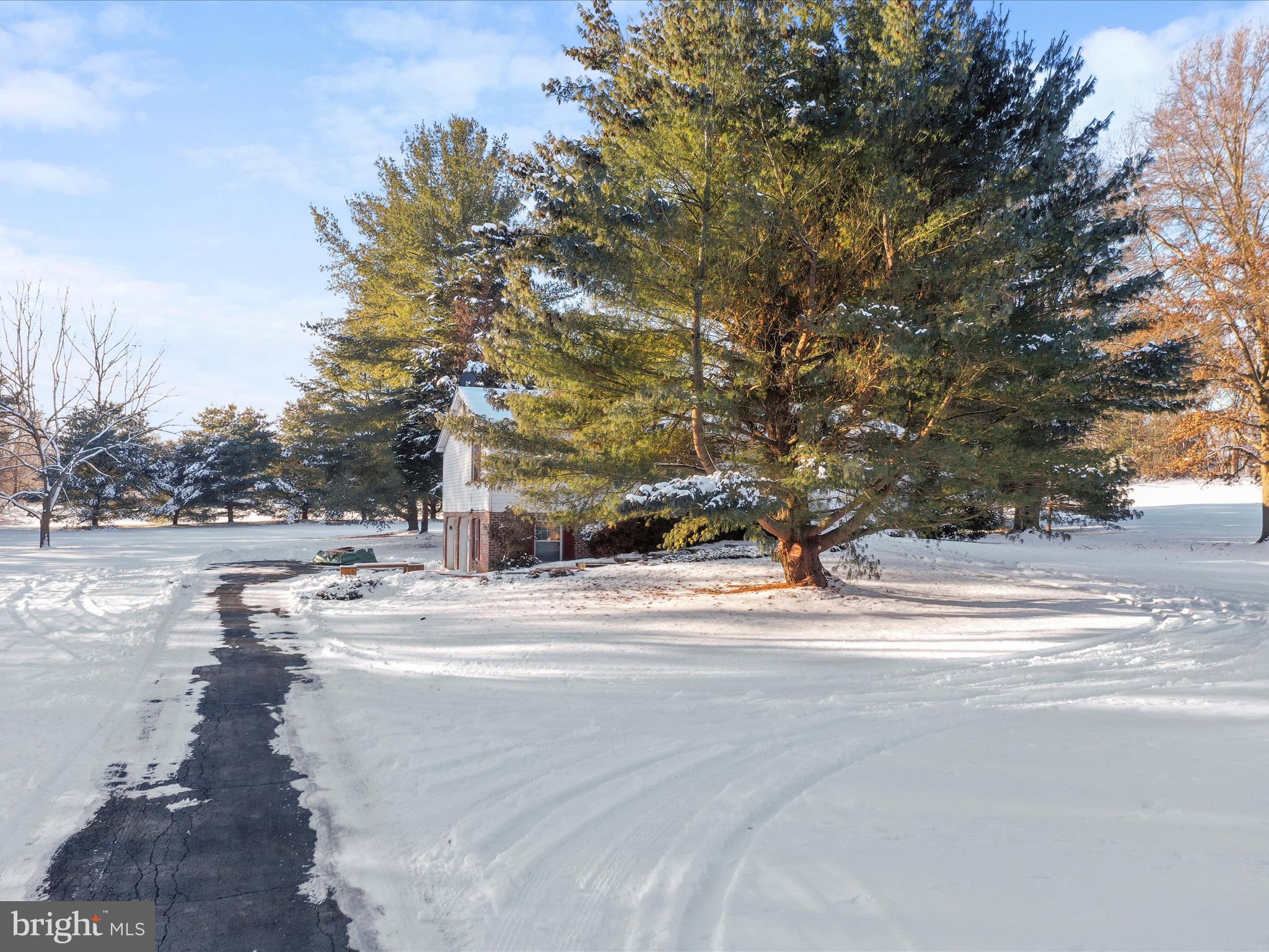 WEST CAVALAND - Residential