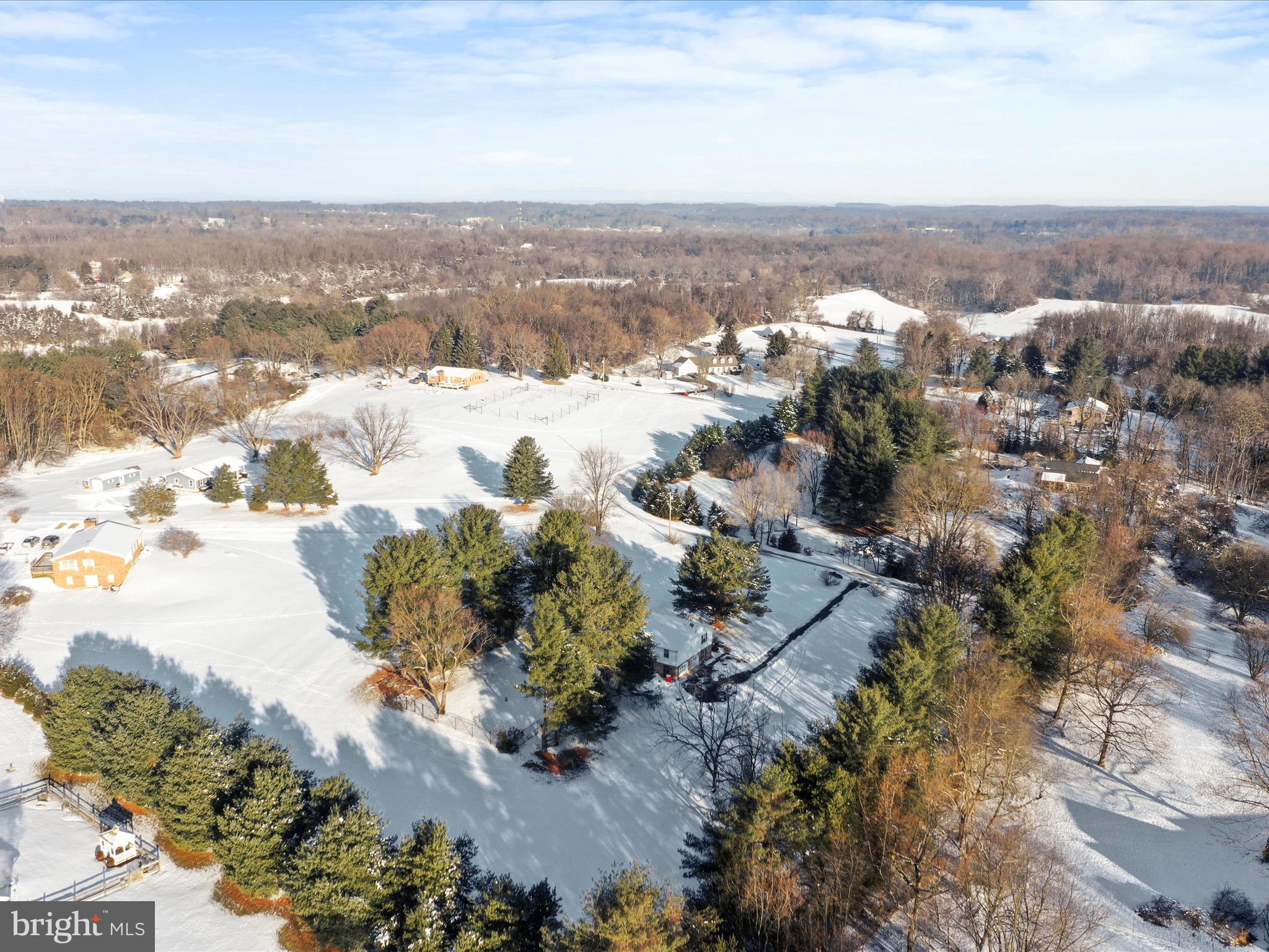 WEST CAVALAND - Residential