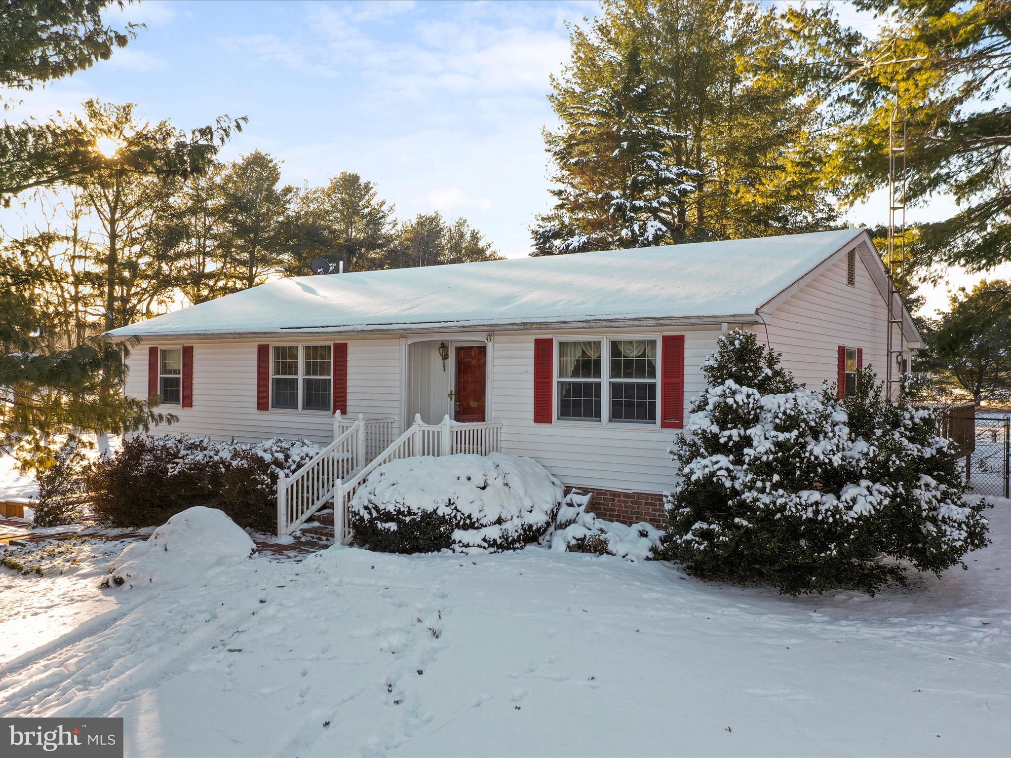 WEST CAVALAND - Residential