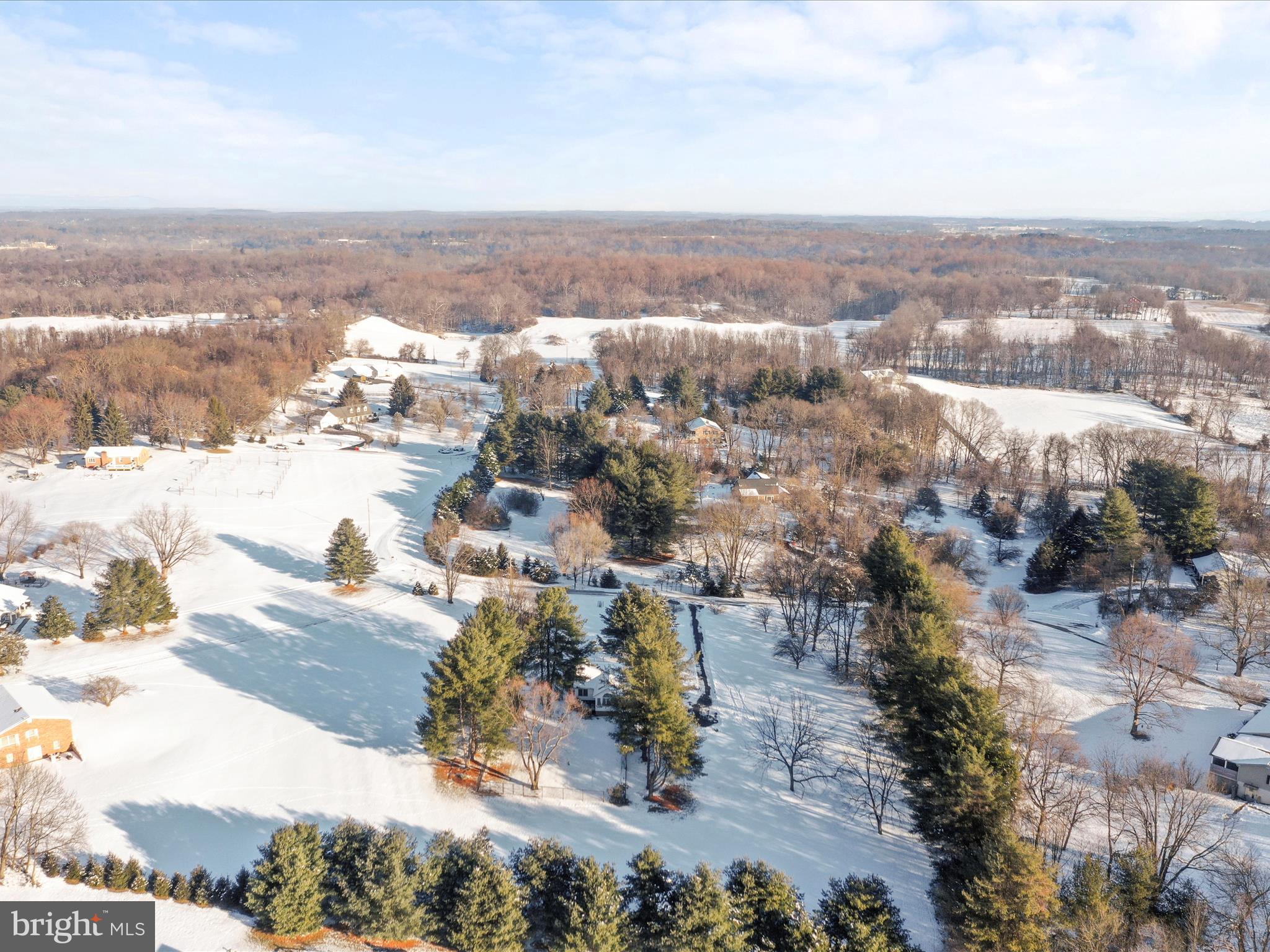 WEST CAVALAND - Residential