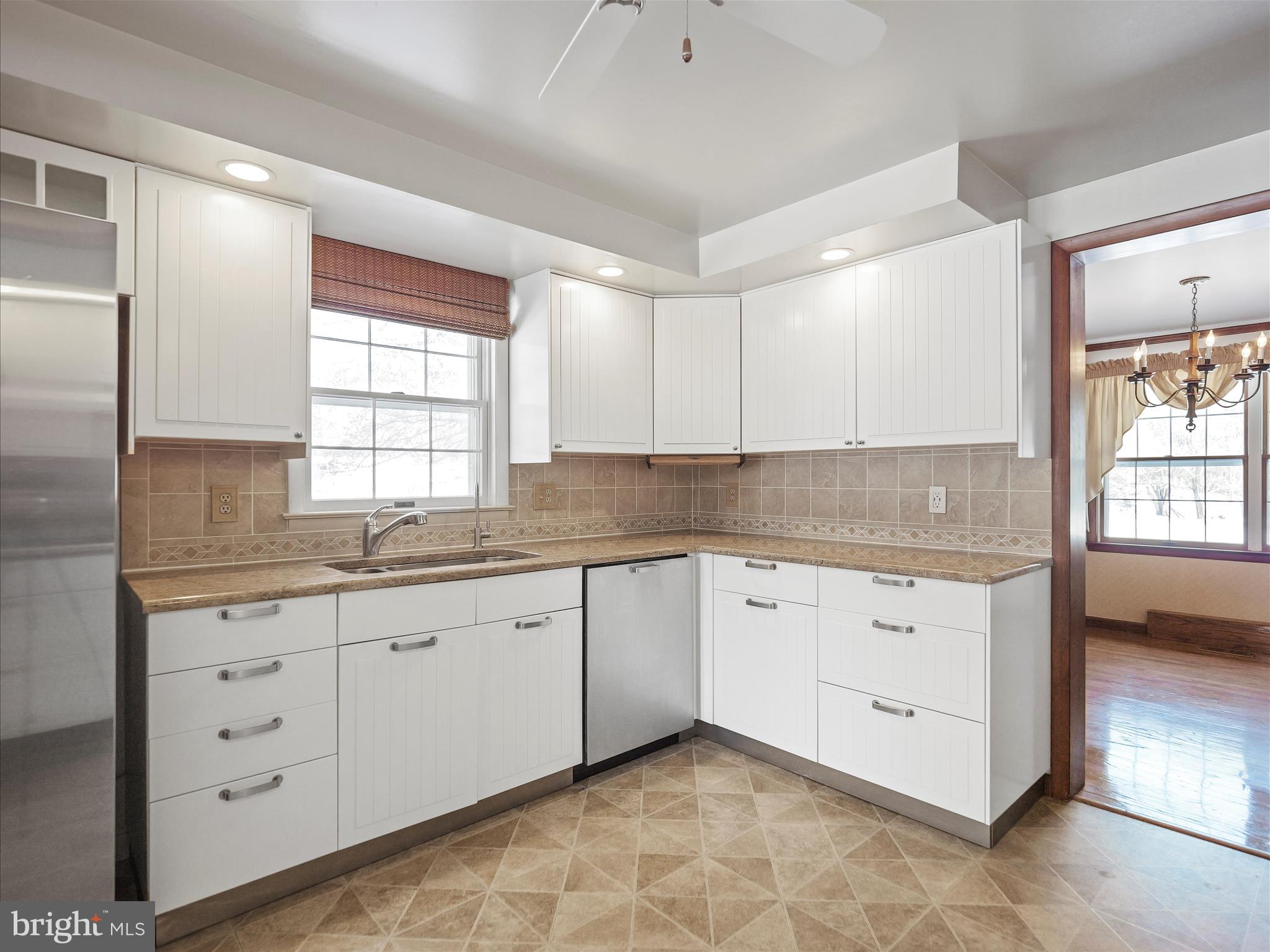 WEST CAVALAND - Residential