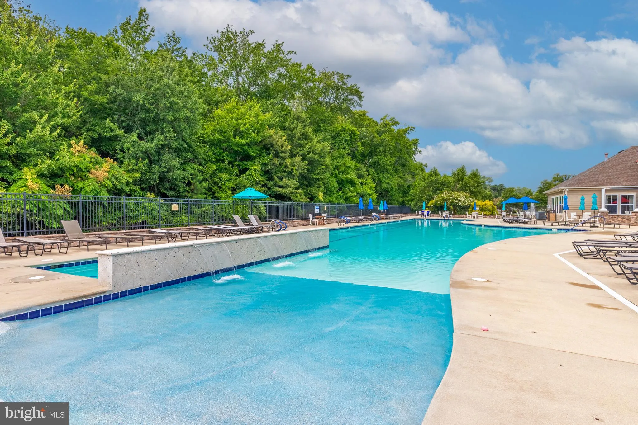 Millville, Delaware 19967, United States, 4 Bedrooms Bedrooms, ,4 BathroomsBathrooms,Residential,Active,182547