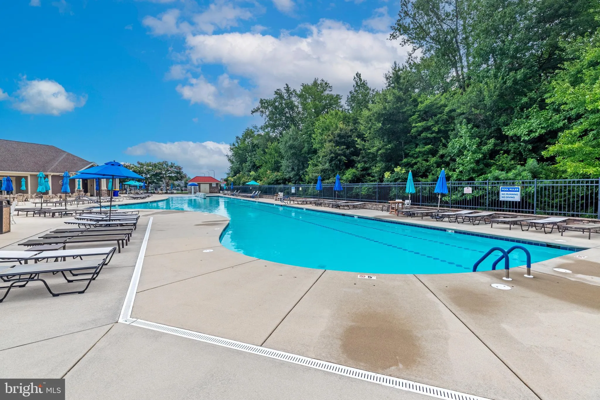 Millville, Delaware 19967, United States, 4 Bedrooms Bedrooms, ,4 BathroomsBathrooms,Residential,Active,182547