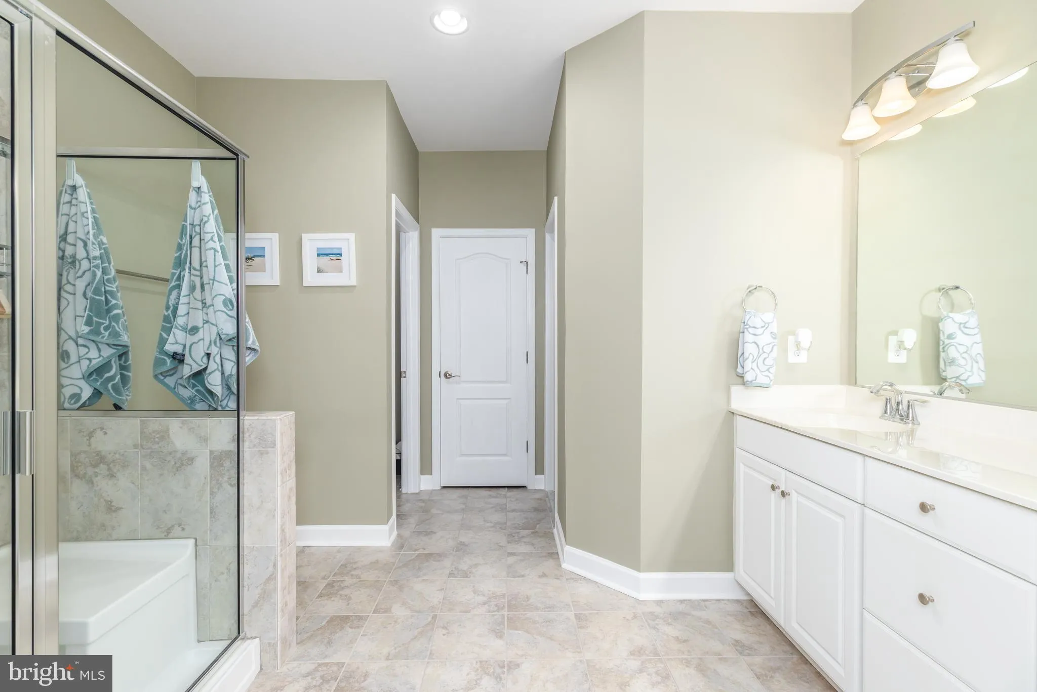 Millville, Delaware 19967, United States, 4 Bedrooms Bedrooms, ,4 BathroomsBathrooms,Residential,Active,182547