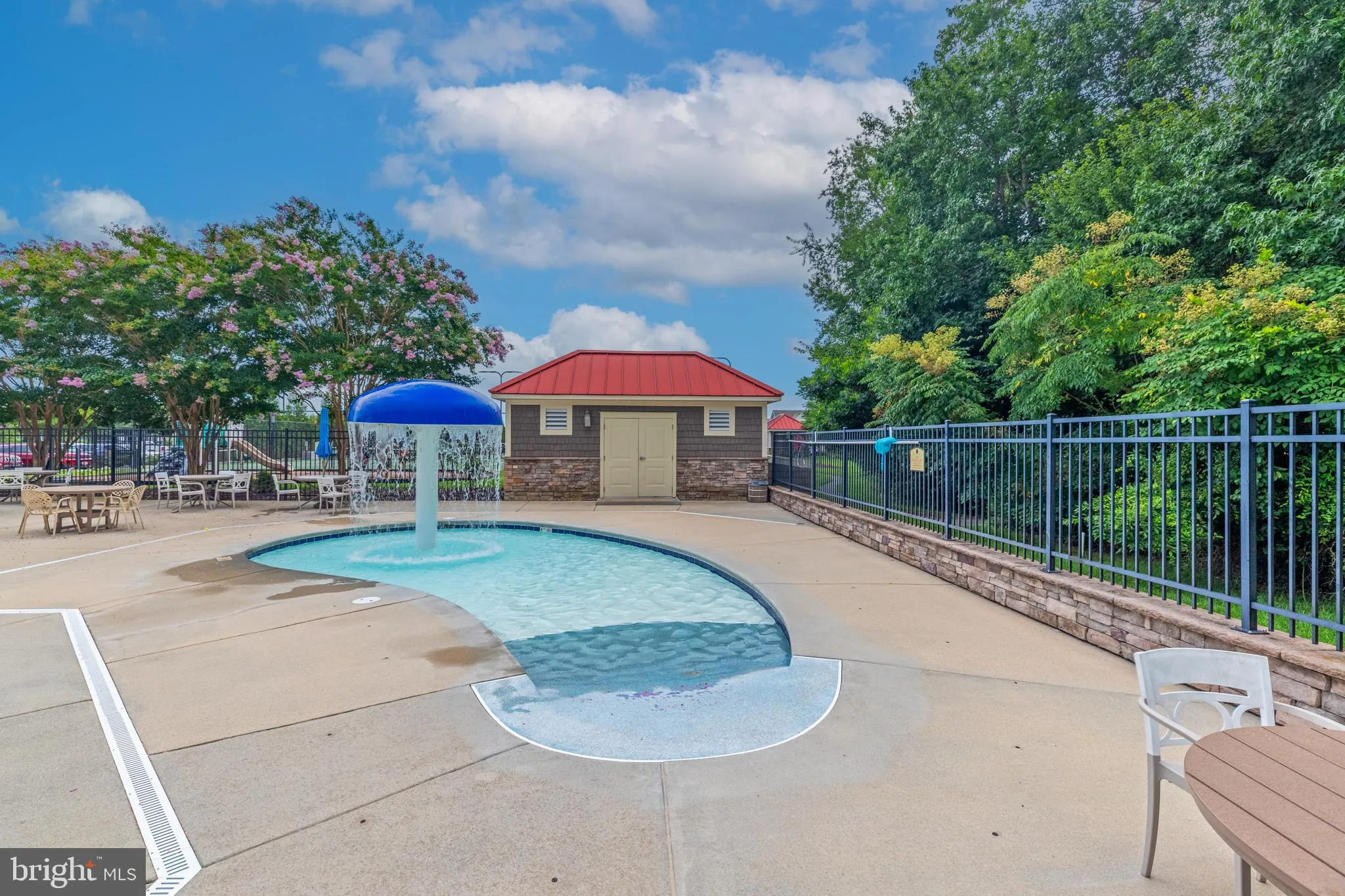 Millville, Delaware 19967, United States, 4 Bedrooms Bedrooms, ,4 BathroomsBathrooms,Residential,Active,182547