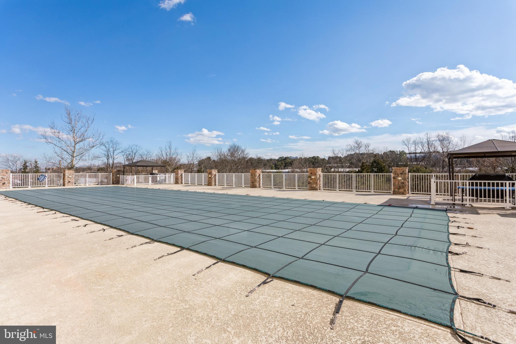 ISABELLA AT MONTICELLO MEWS - Residential