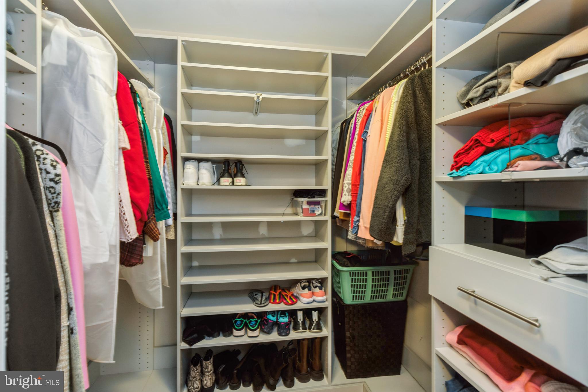 ISABELLA AT MONTICELLO MEWS - Residential