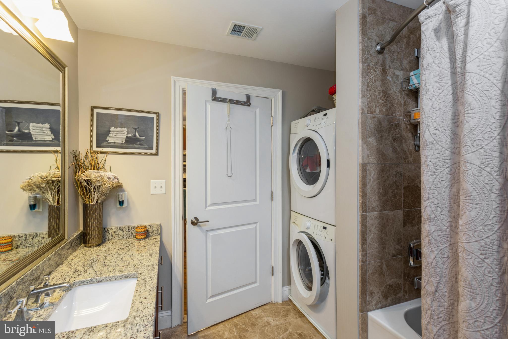 ISABELLA AT MONTICELLO MEWS - Residential