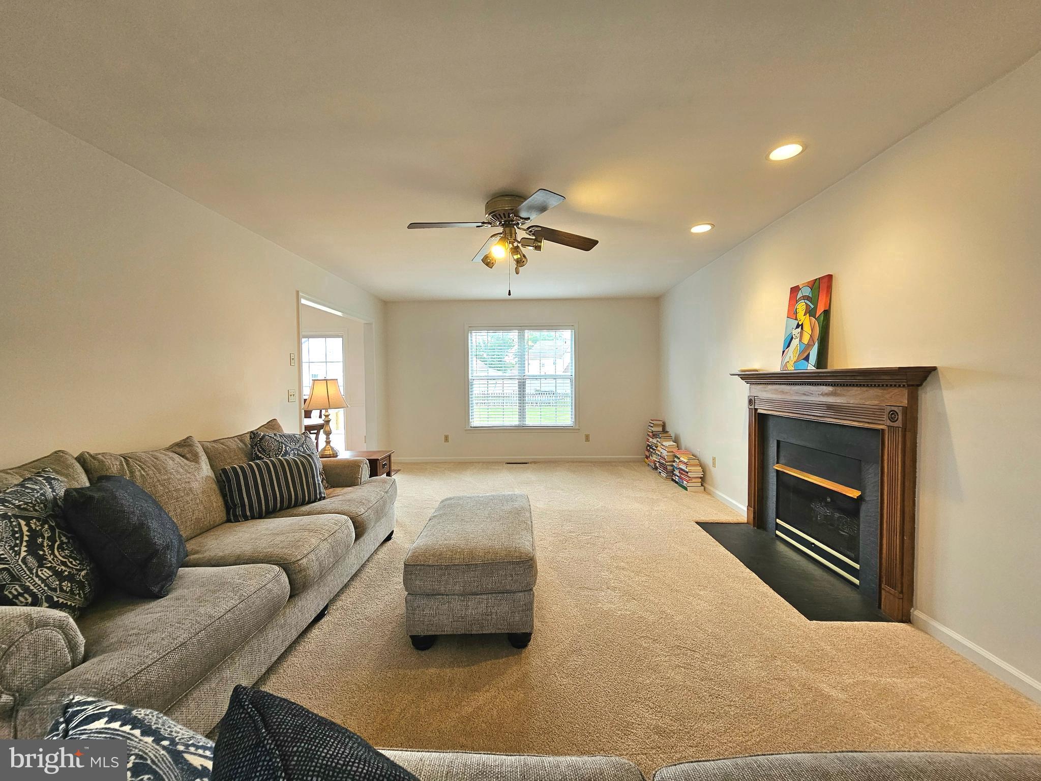 6136 OXBRIDGE DRIVE