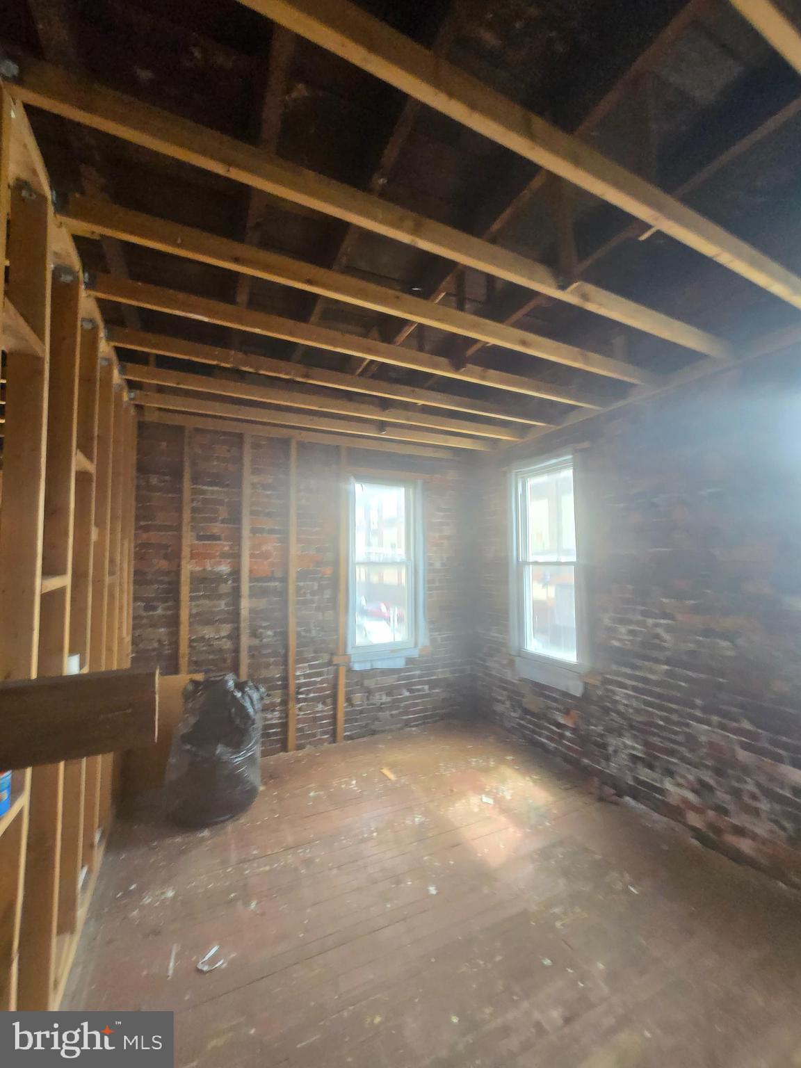 HARROWGATE - Residential