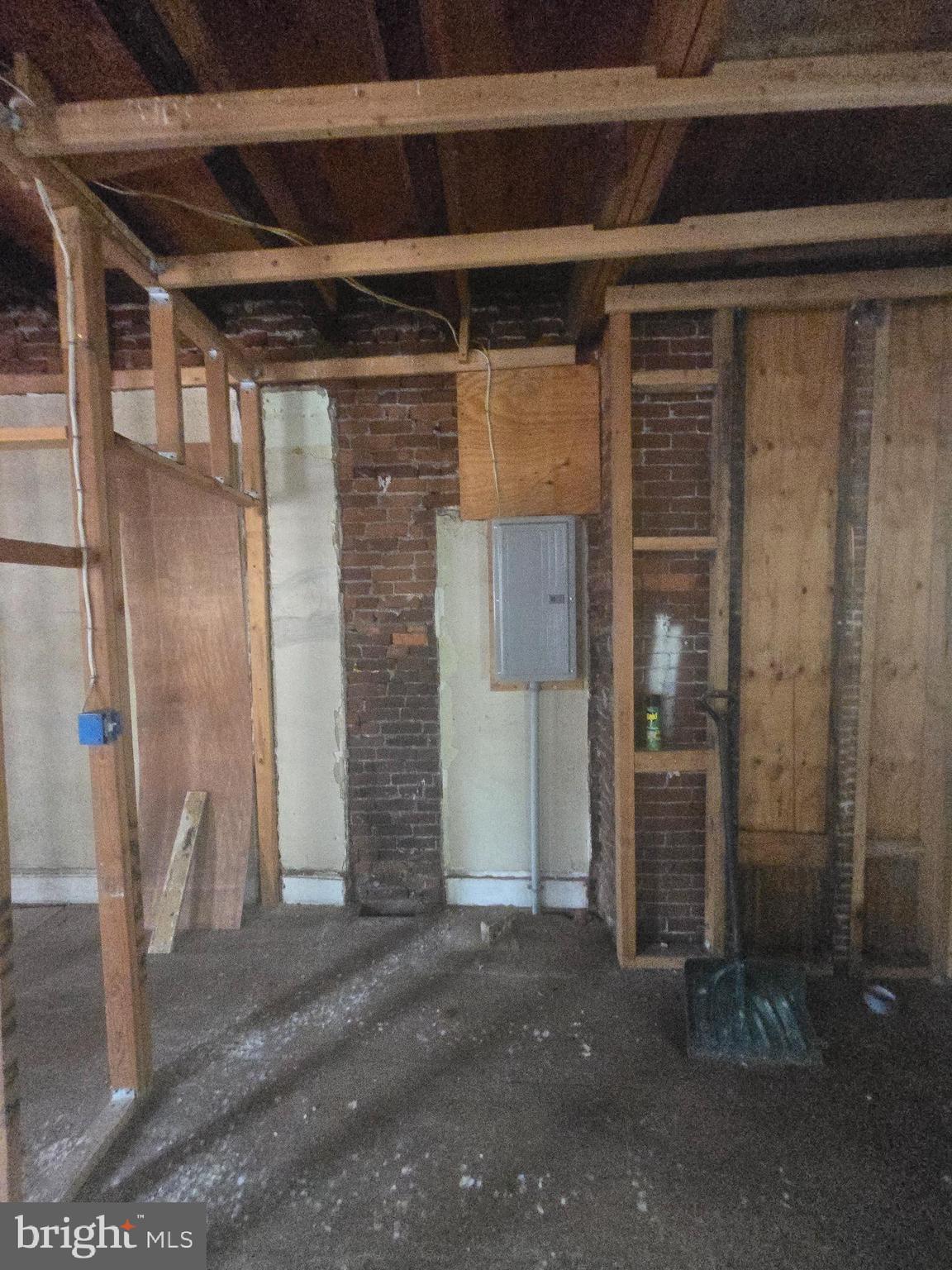 HARROWGATE - Residential