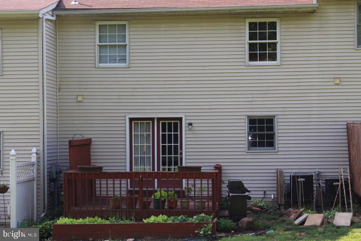 CHAPEL GATE - Residential