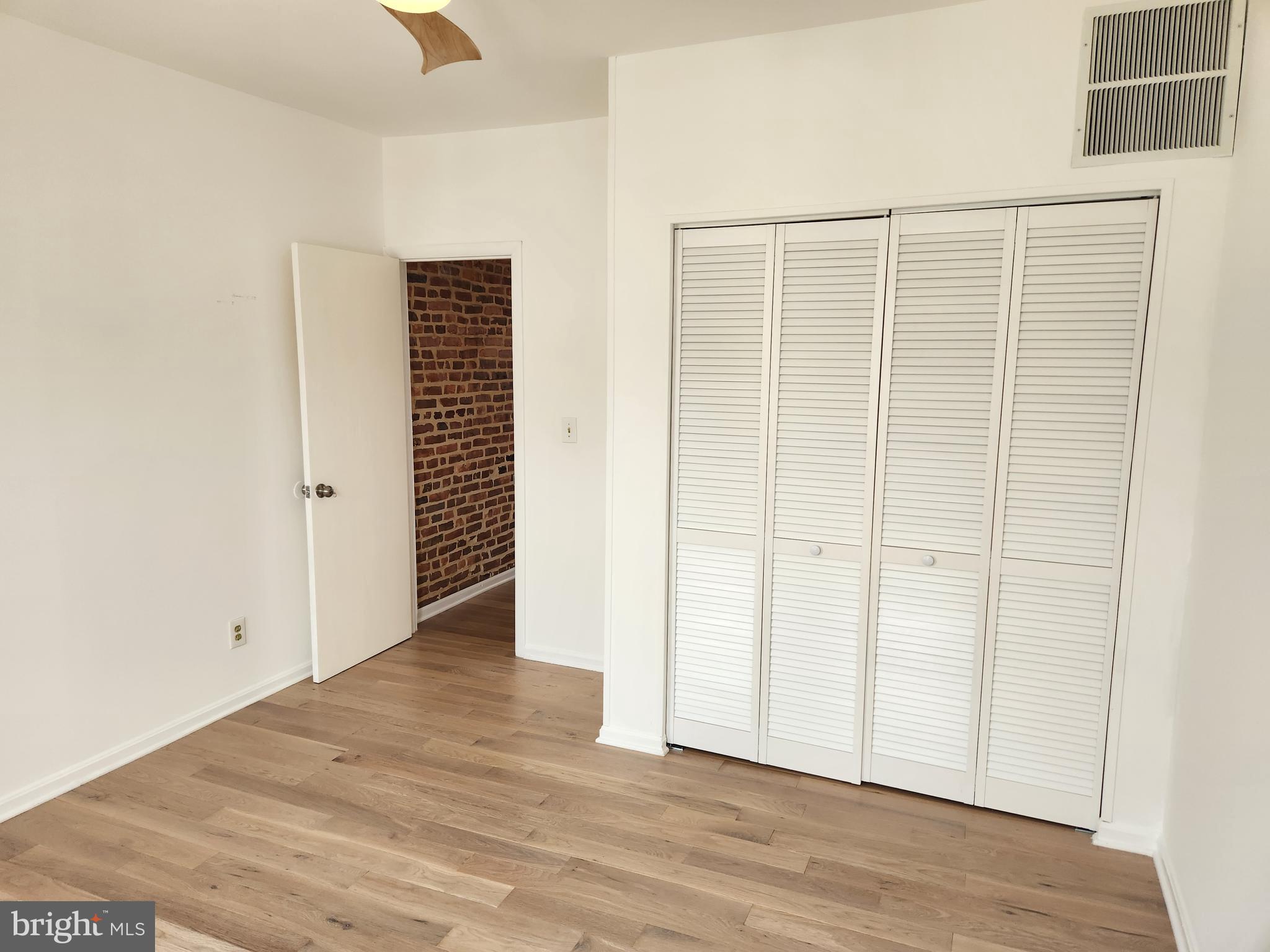 HIGHLANDTOWN - Residential Lease