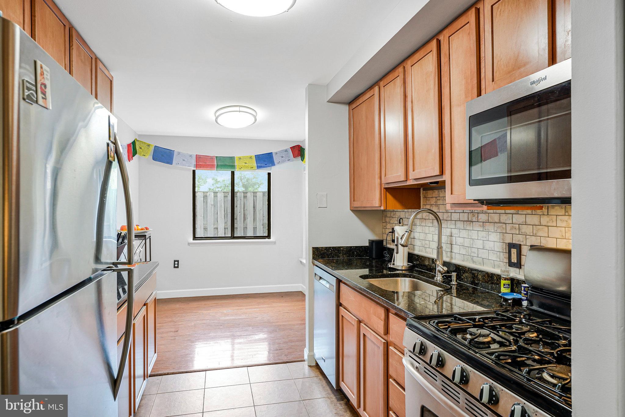 FAIRFIELD COMMONS - Residential