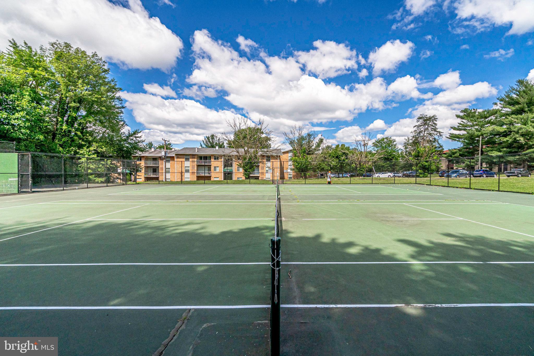 FAIRFIELD COMMONS - Residential