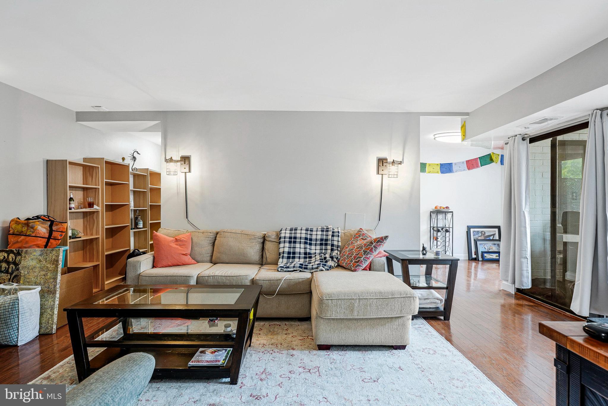 FAIRFIELD COMMONS - Residential