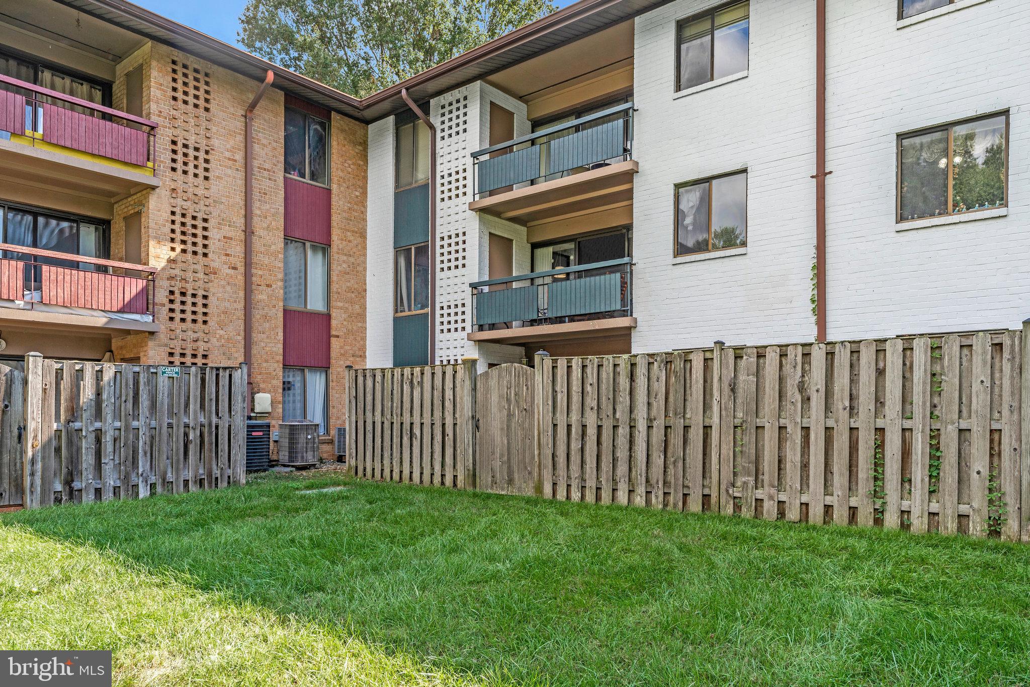 FAIRFIELD COMMONS - Residential