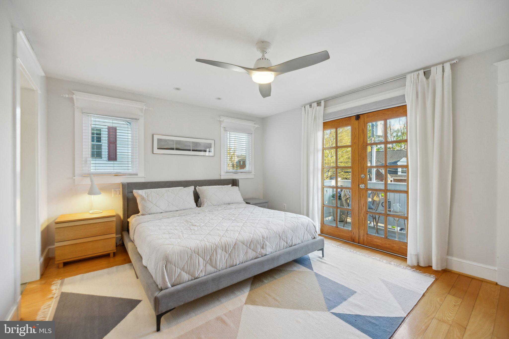 ROSEMONT PARK - Residential