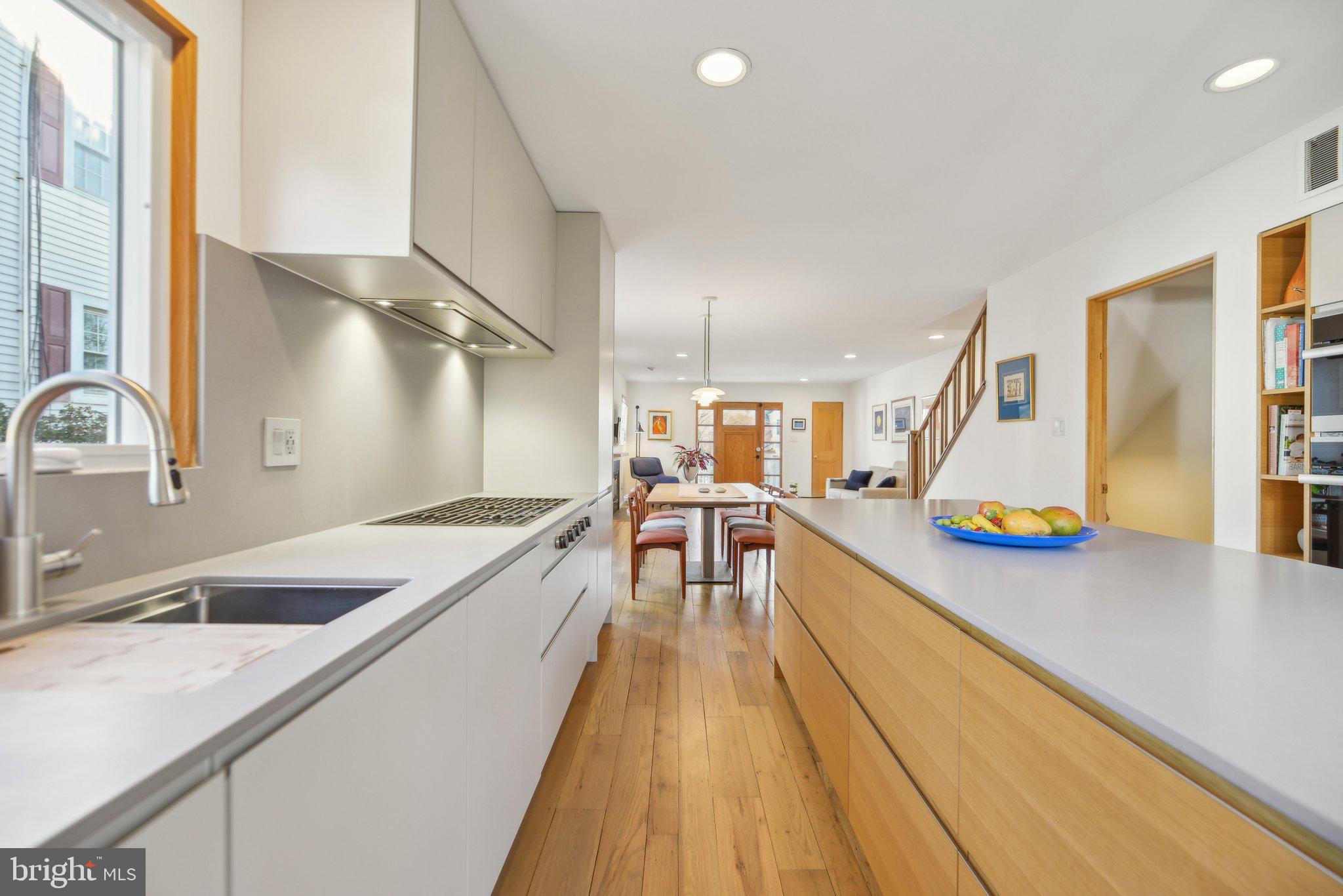 ROSEMONT PARK - Residential