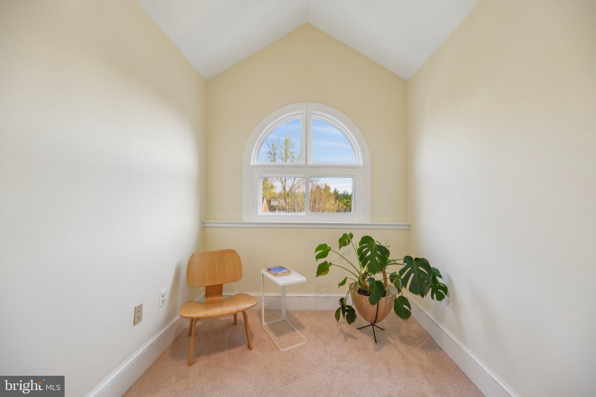 ROSEMONT PARK - Residential