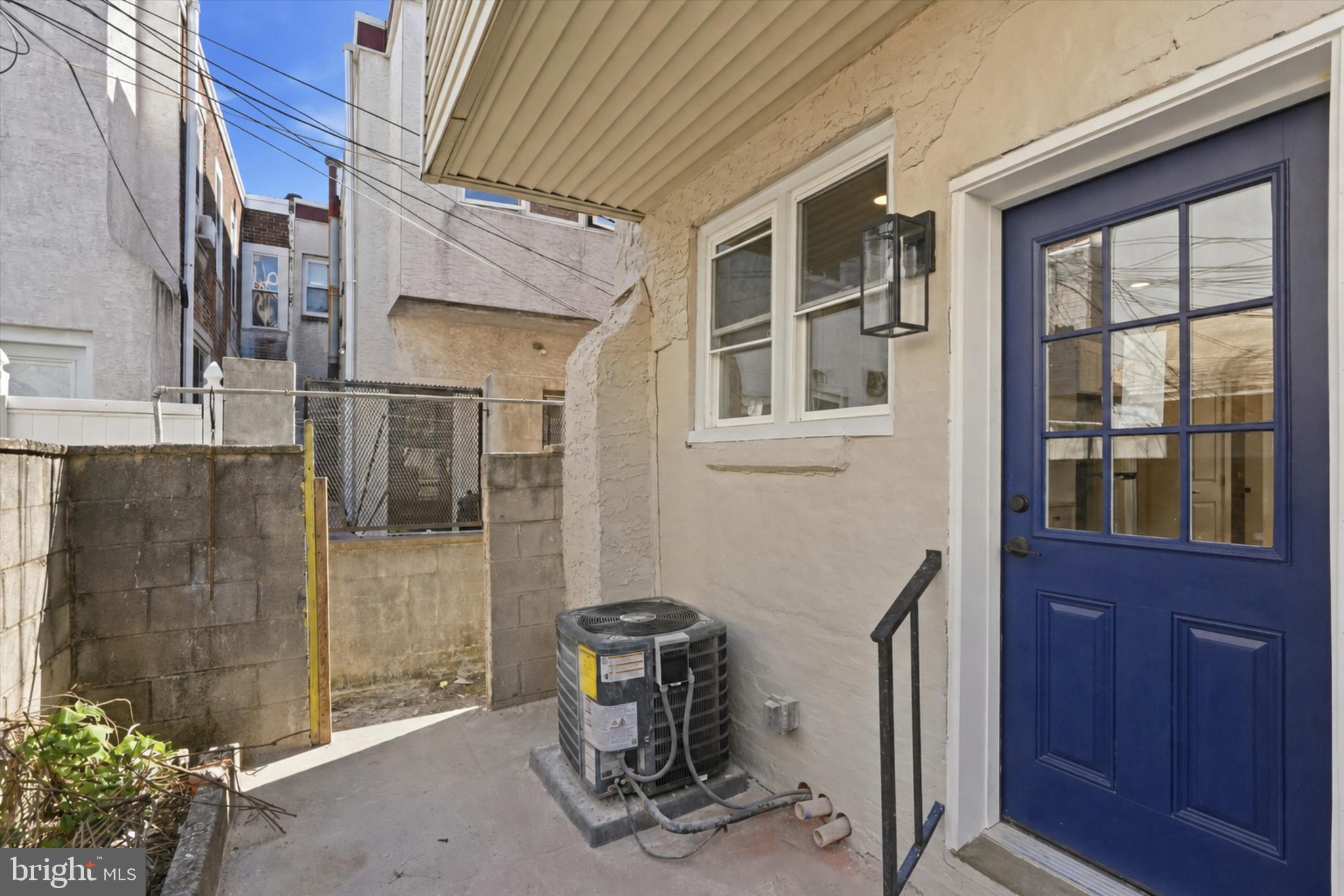 GIRARD ESTATES - Residential