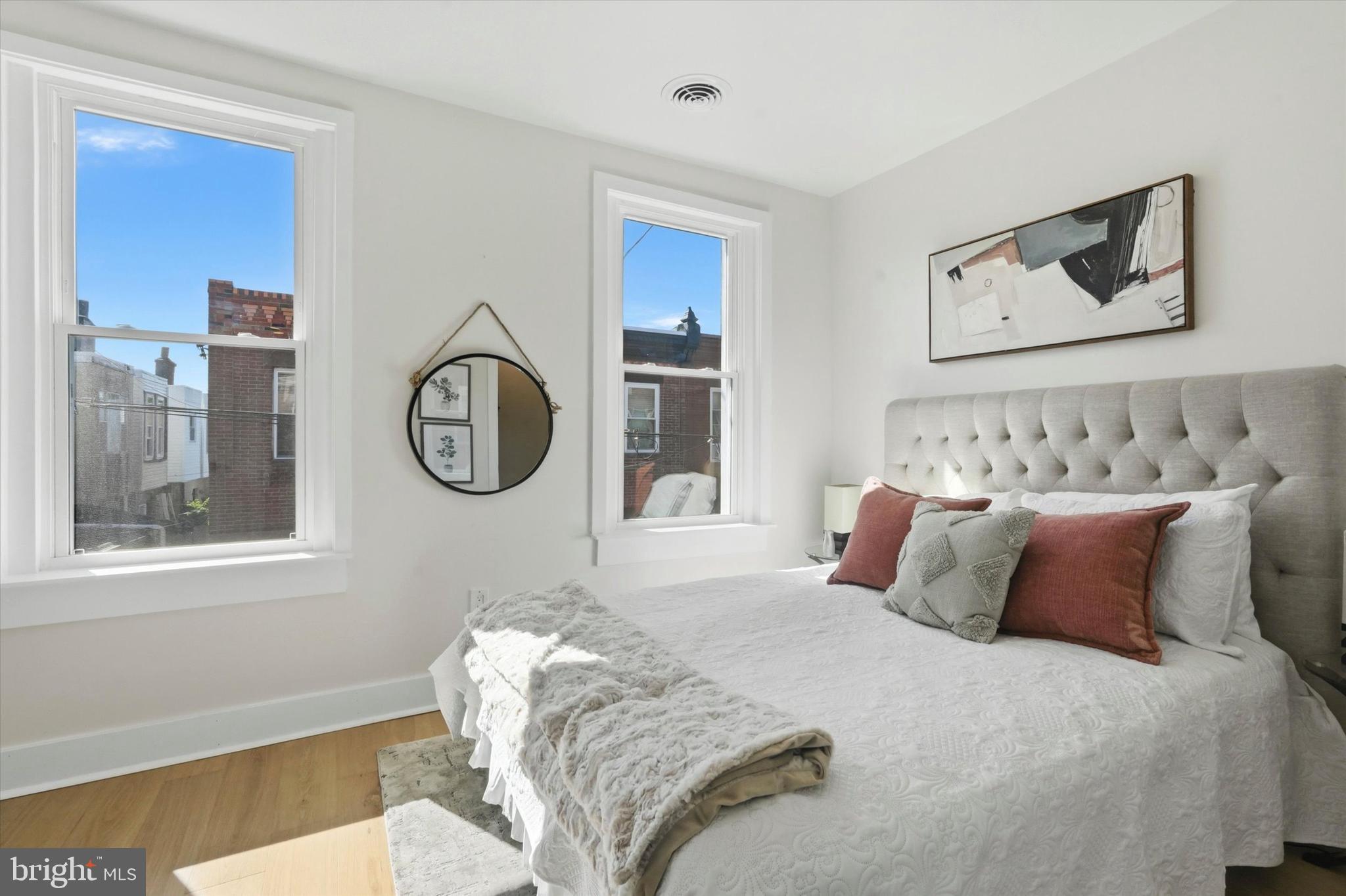 GIRARD ESTATES - Residential