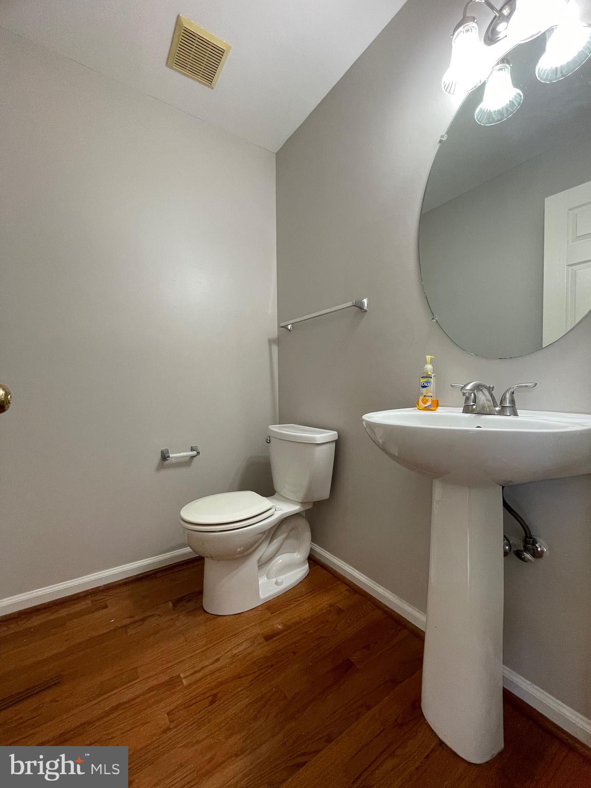 UNIVERISTY CENTER - Residential Lease