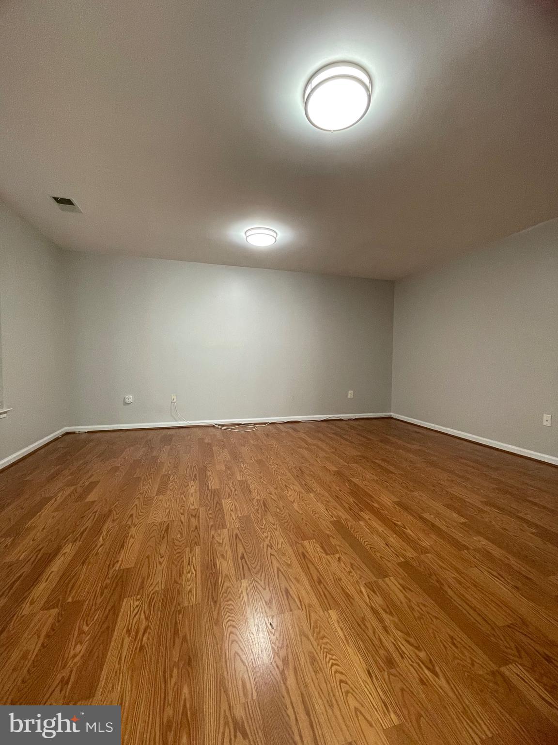 UNIVERISTY CENTER - Residential Lease