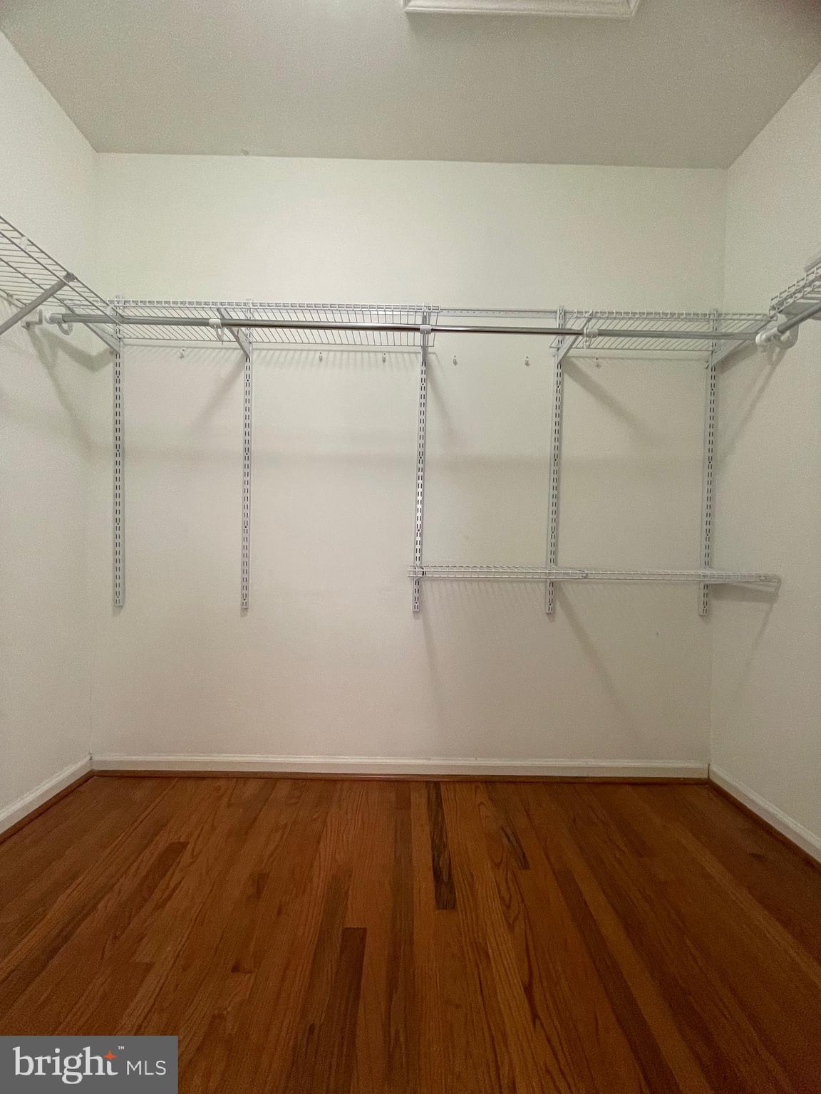 UNIVERISTY CENTER - Residential Lease