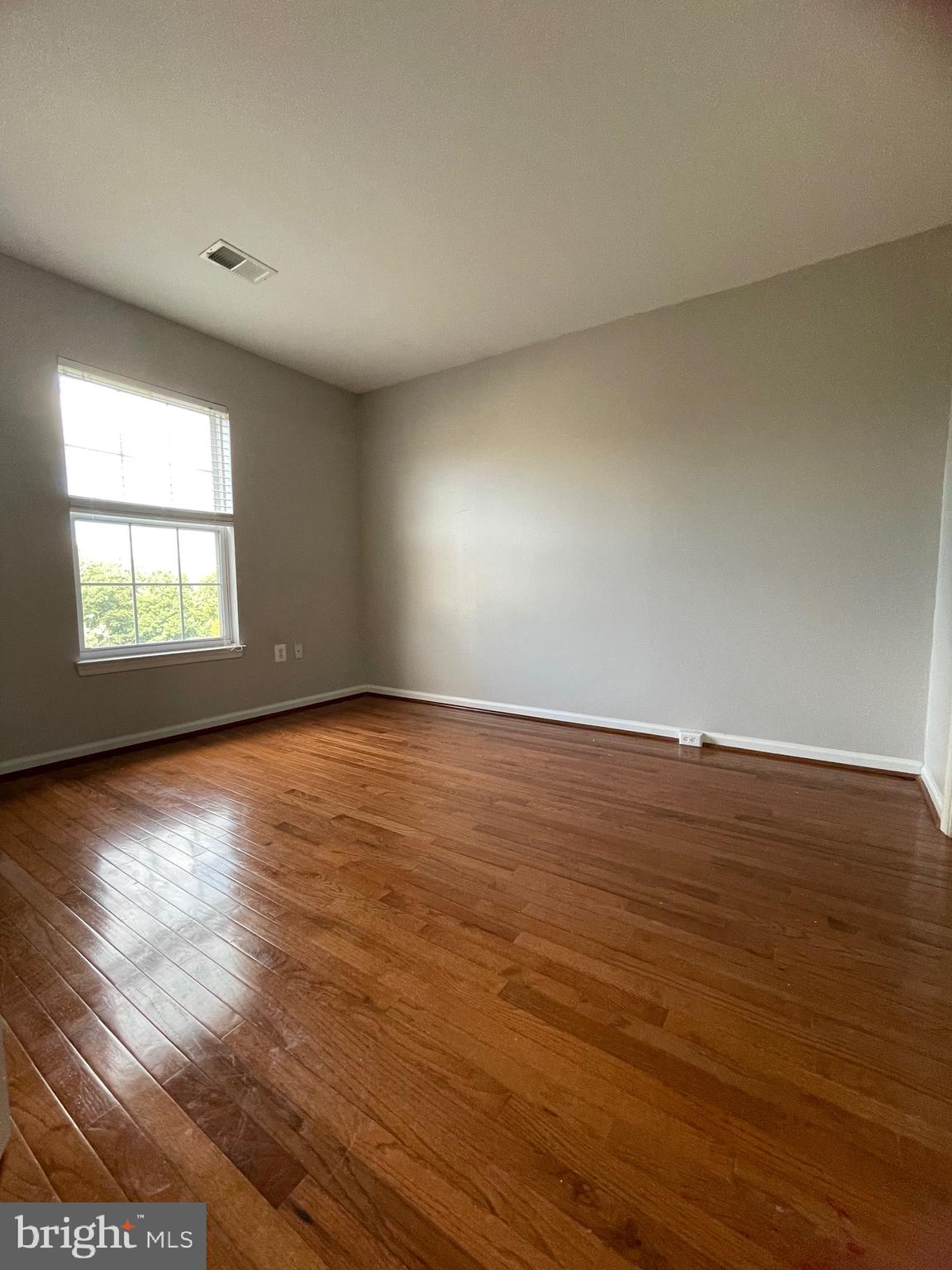 UNIVERISTY CENTER - Residential Lease