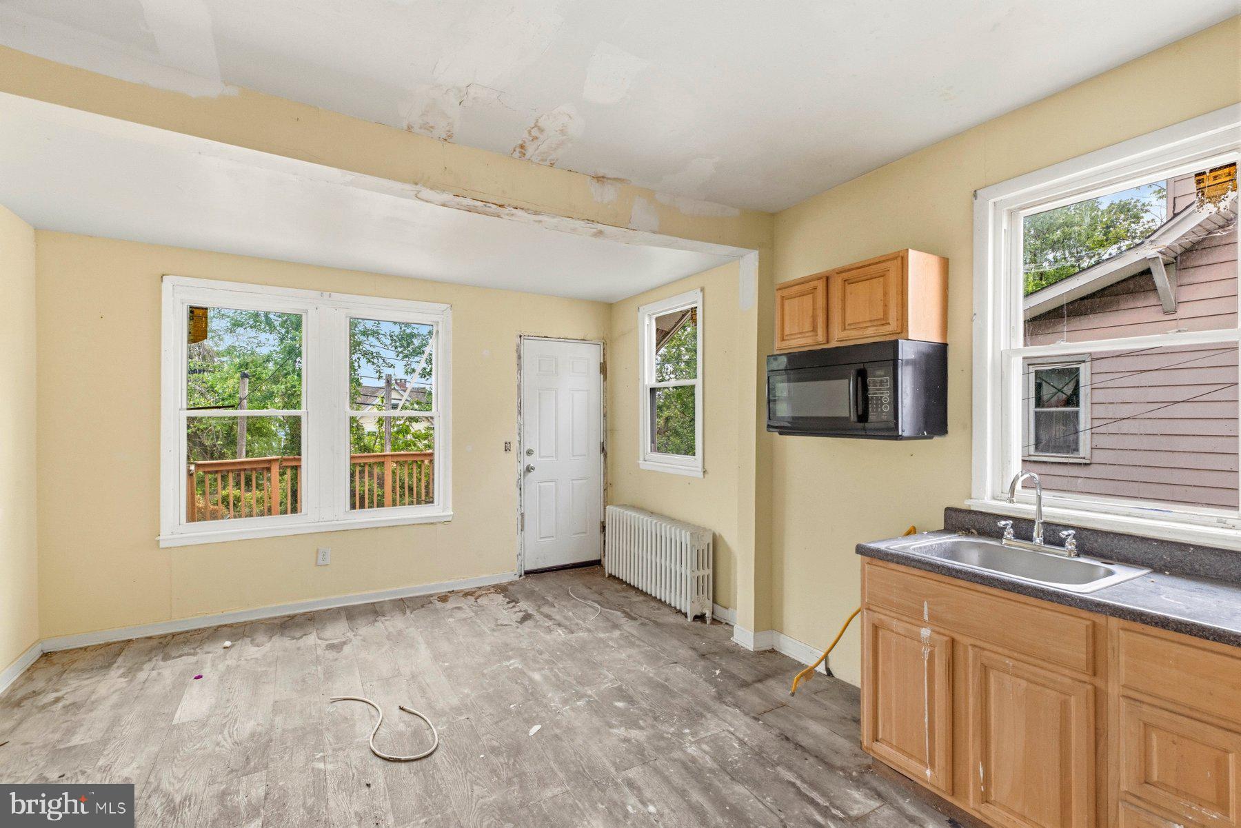FRANKFORD - Residential