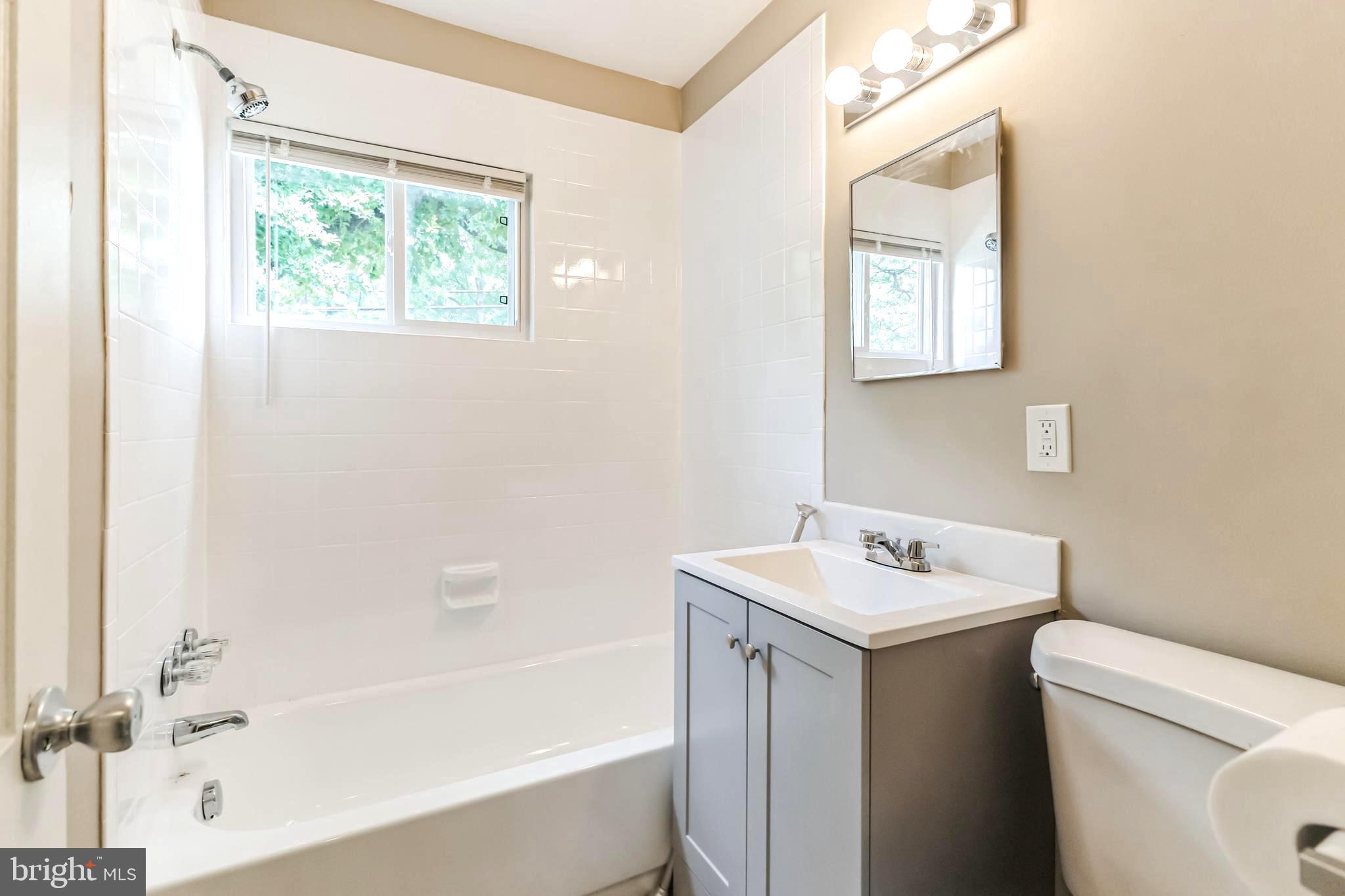 LANDOVER ESTATES - Residential