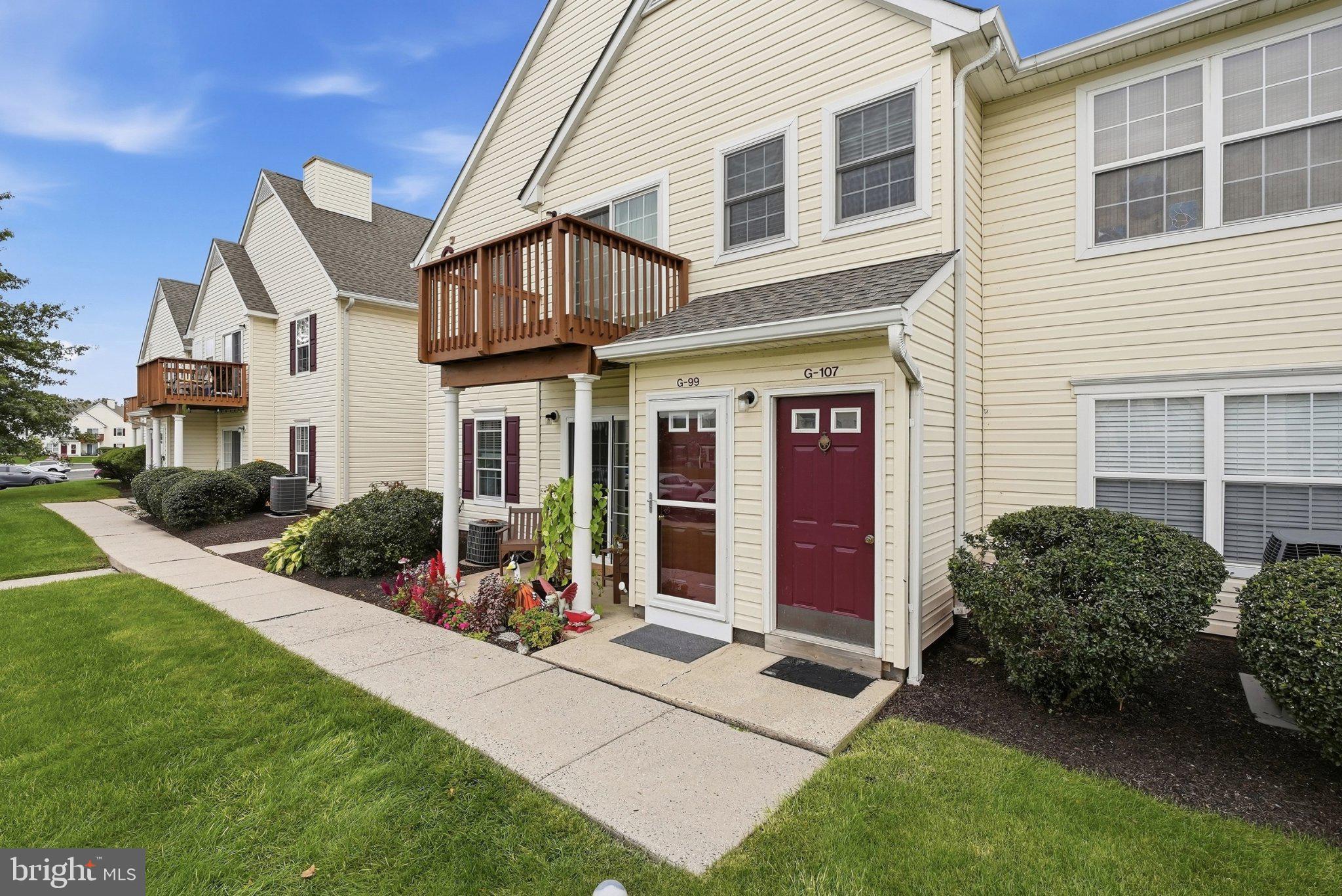 99 HORSESHOE DRIVE