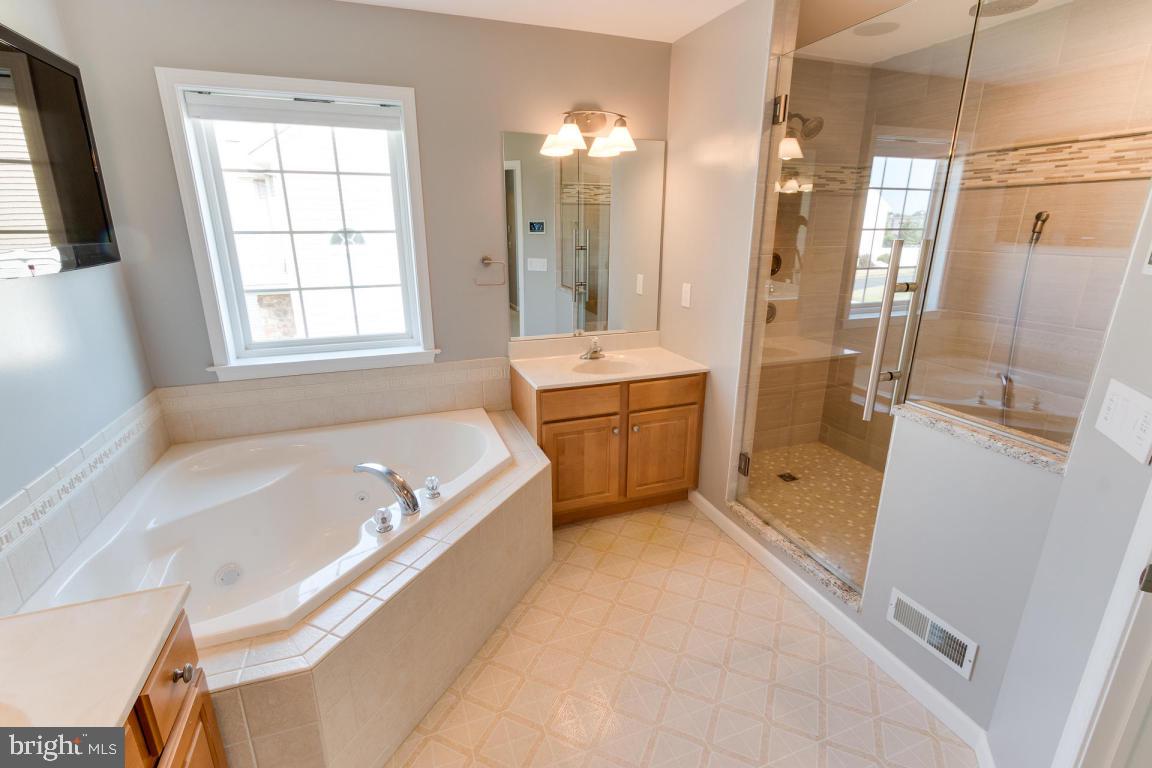 LANDIS CROSSING - Residential
