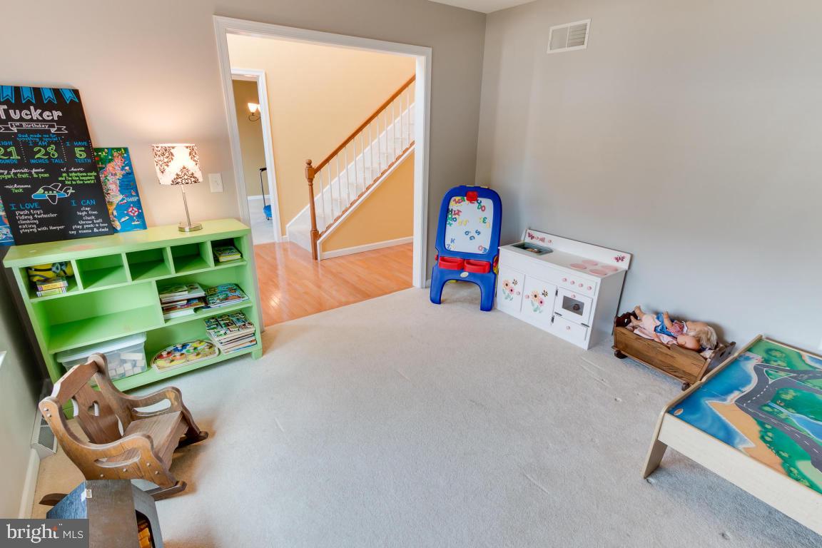 LANDIS CROSSING - Residential