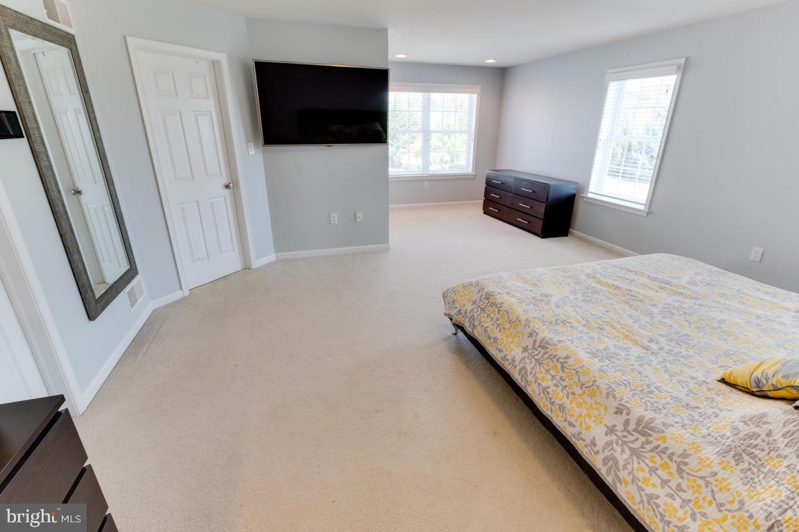 LANDIS CROSSING - Residential