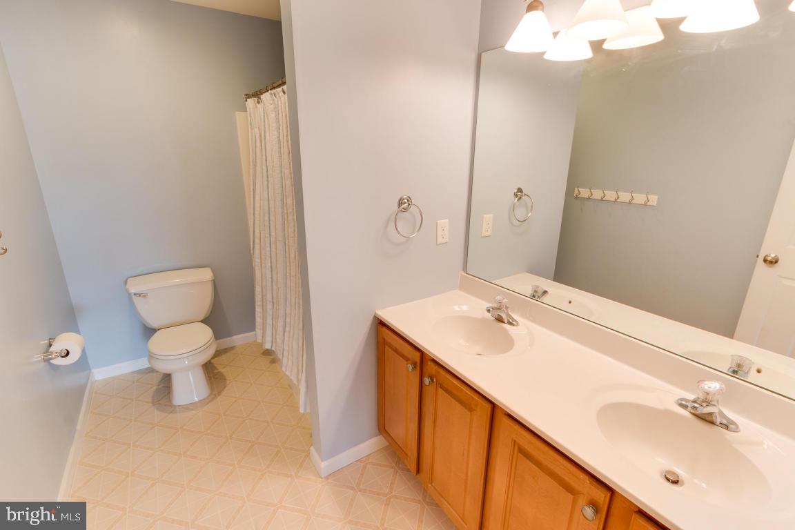 LANDIS CROSSING - Residential