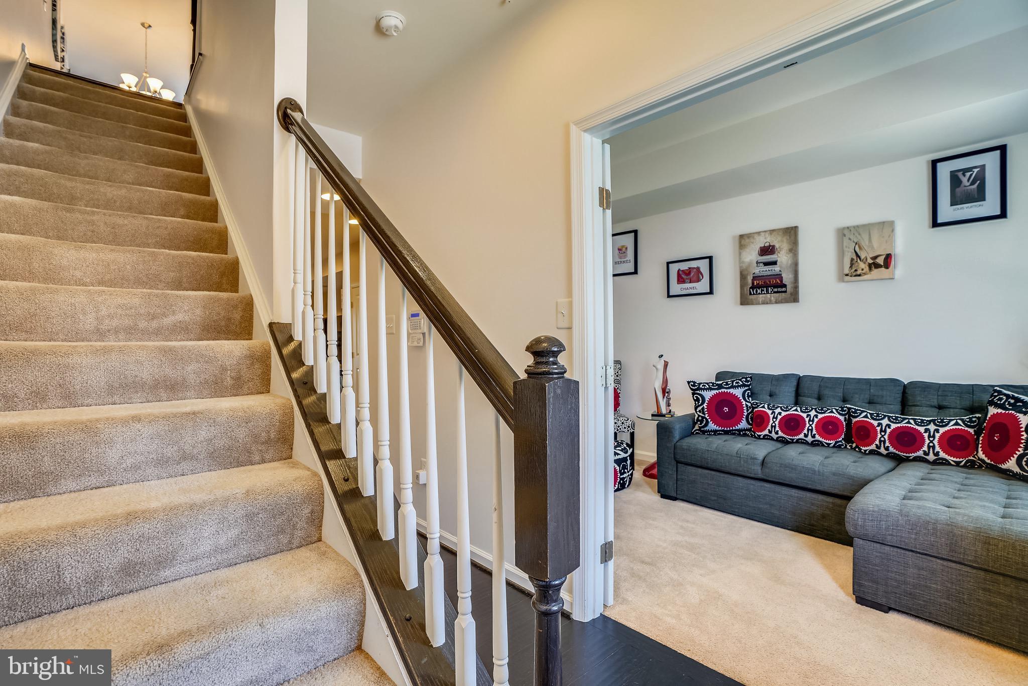 CREEKSIDE VILLAGE AT TANYARD SPRINGS - Residential