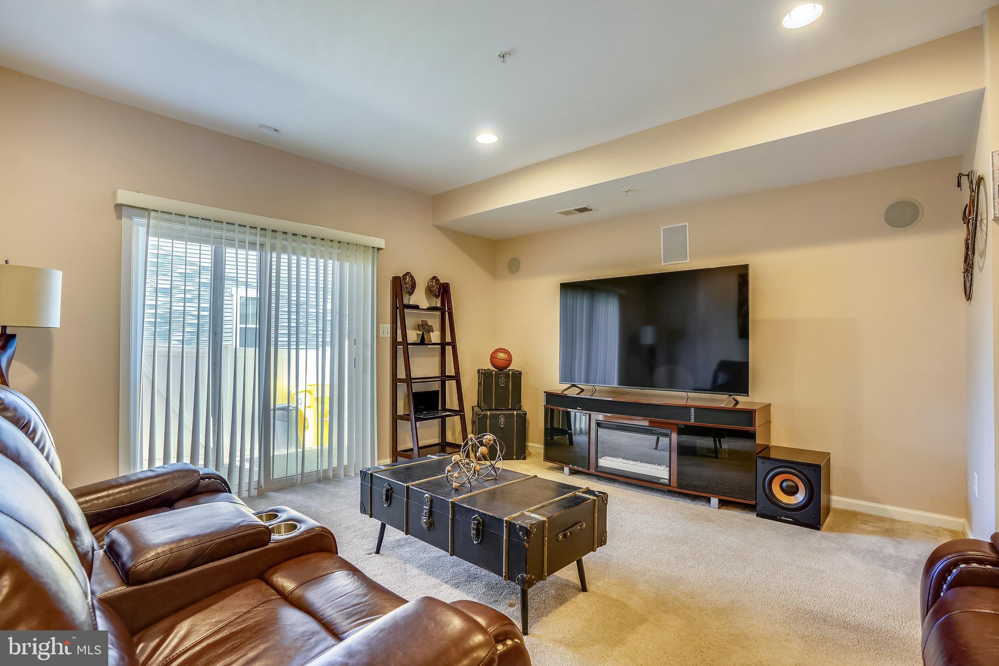 CREEKSIDE VILLAGE AT TANYARD SPRINGS - Residential