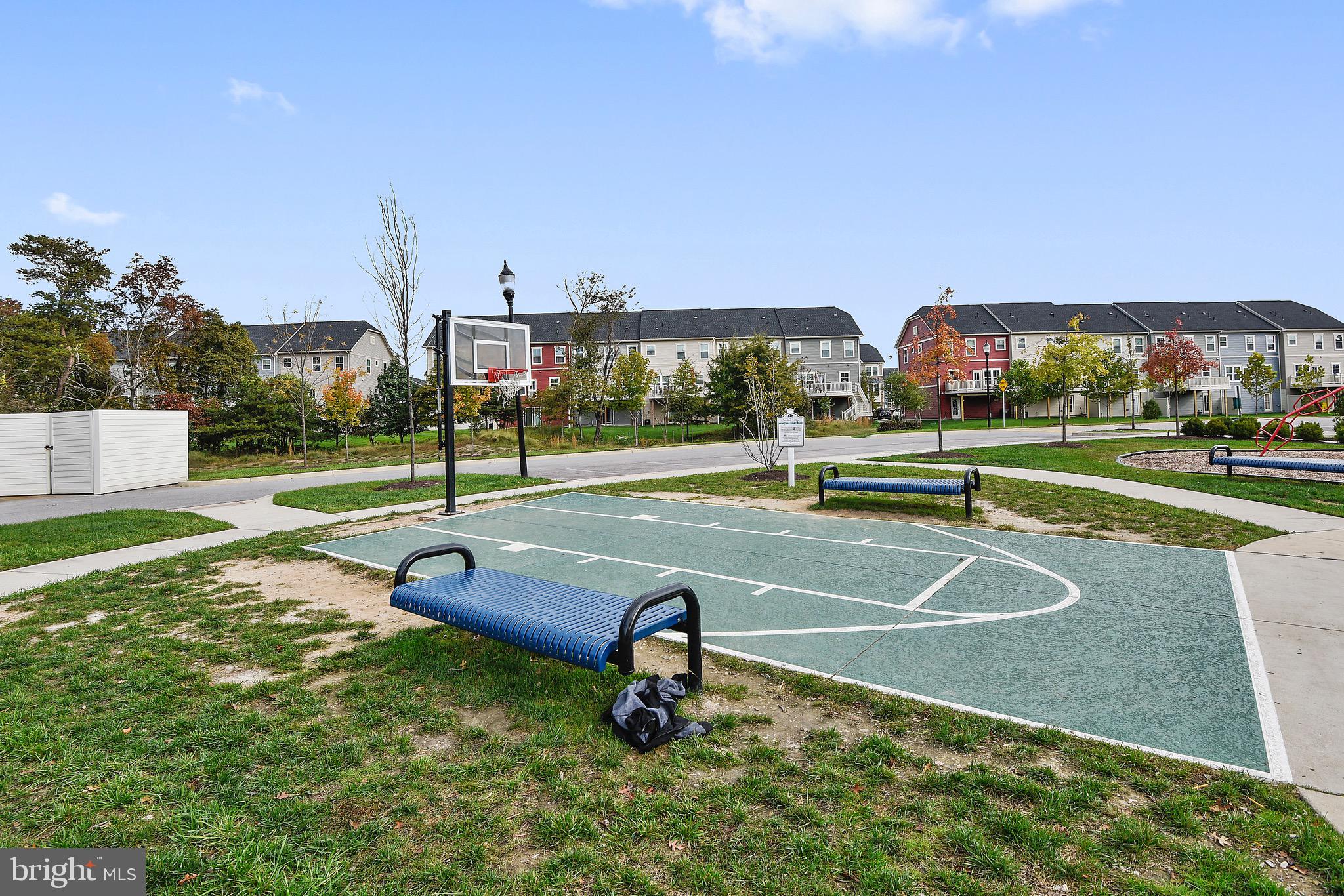 CREEKSIDE VILLAGE AT TANYARD SPRINGS - Residential