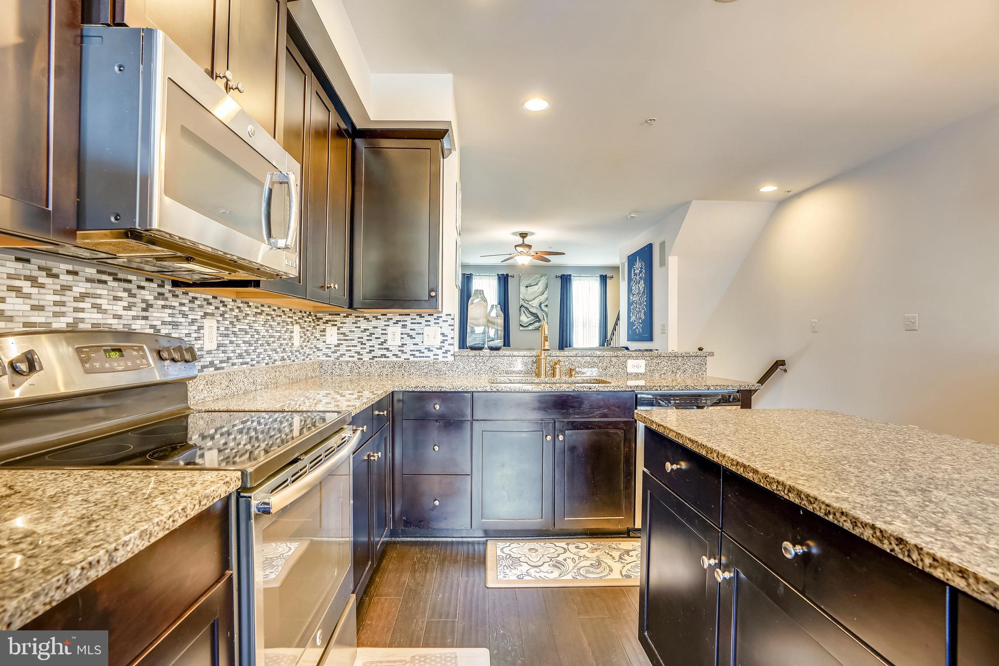 CREEKSIDE VILLAGE AT TANYARD SPRINGS - Residential