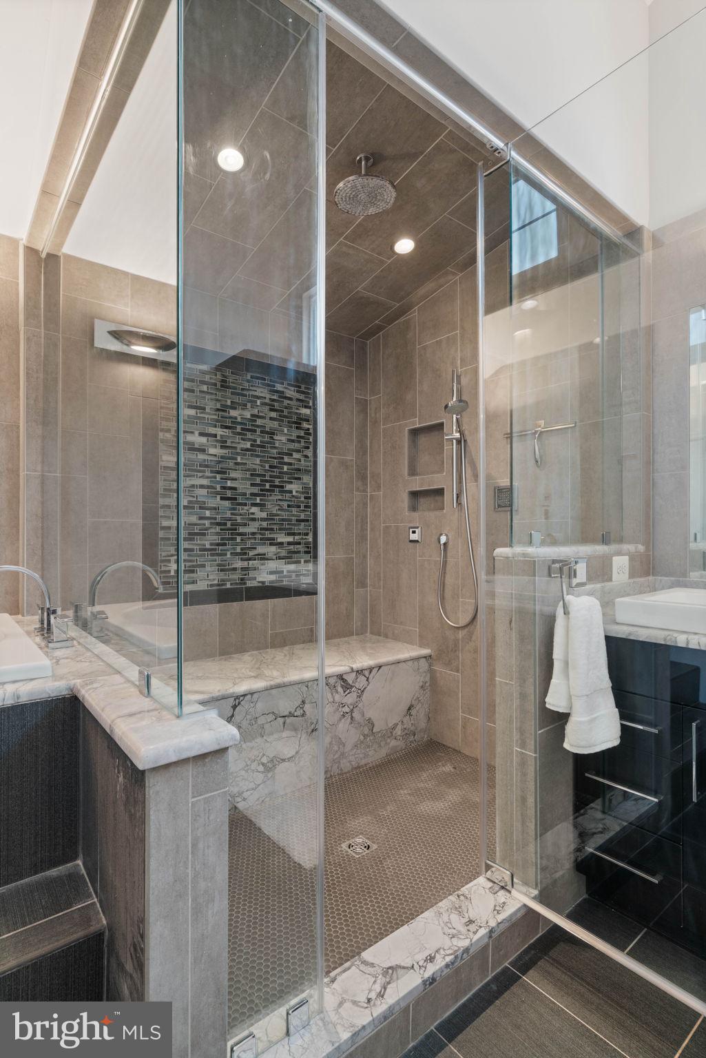 CASCADES - Residential