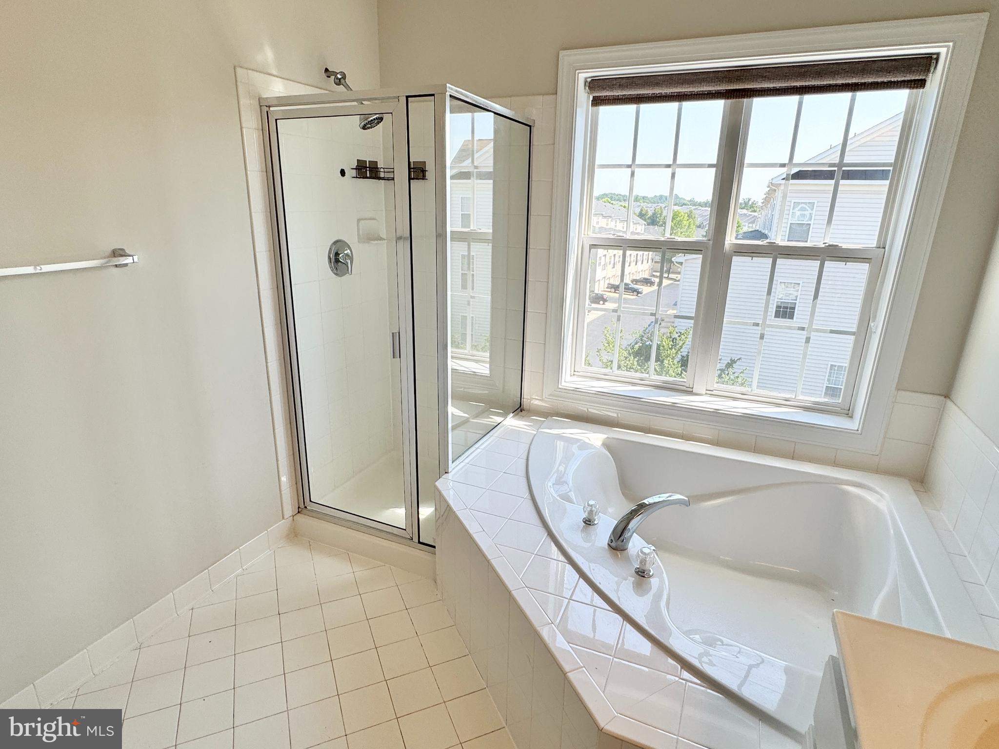 POTOMAC CLUB - Residential Lease