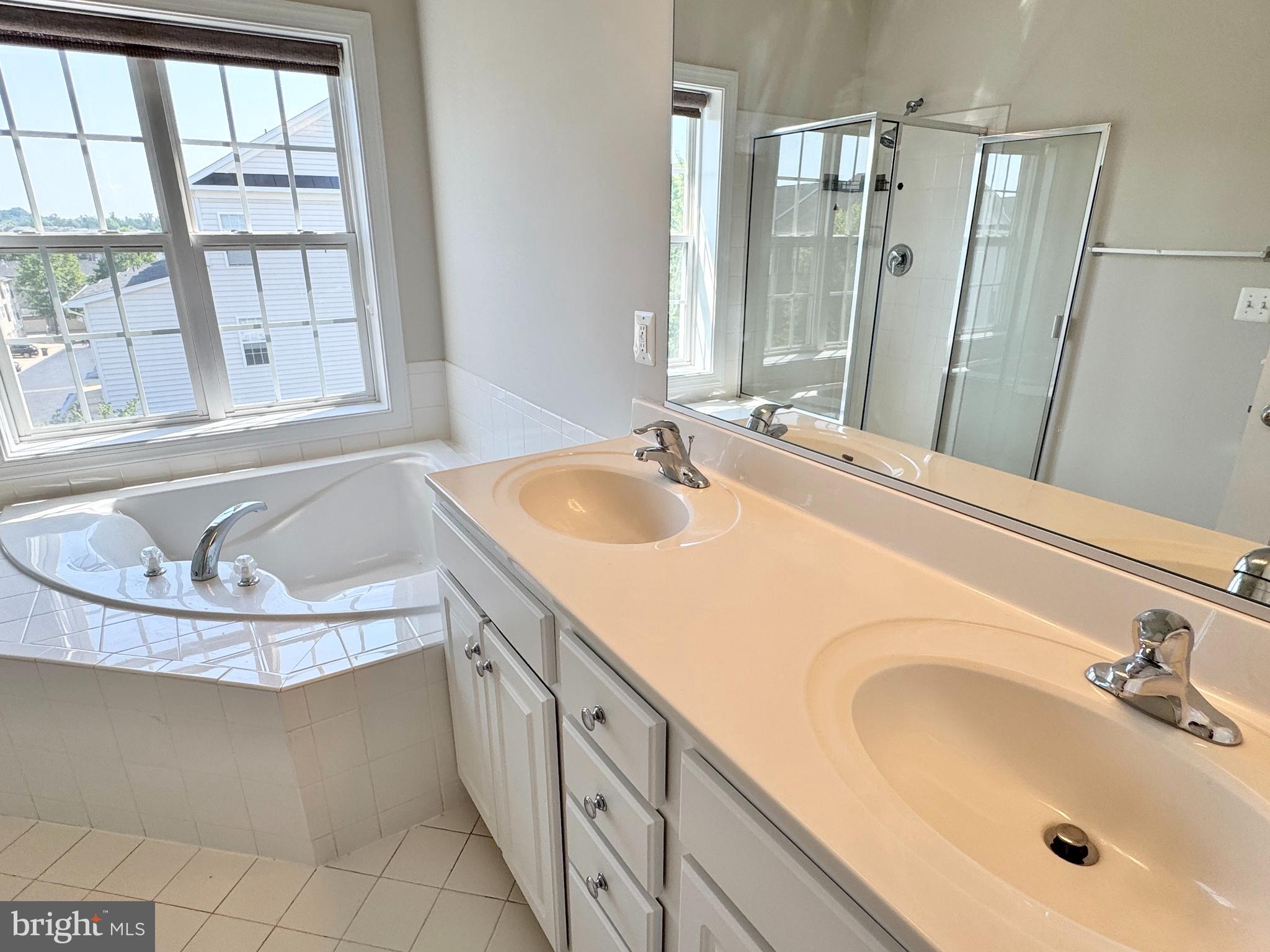 POTOMAC CLUB - Residential Lease