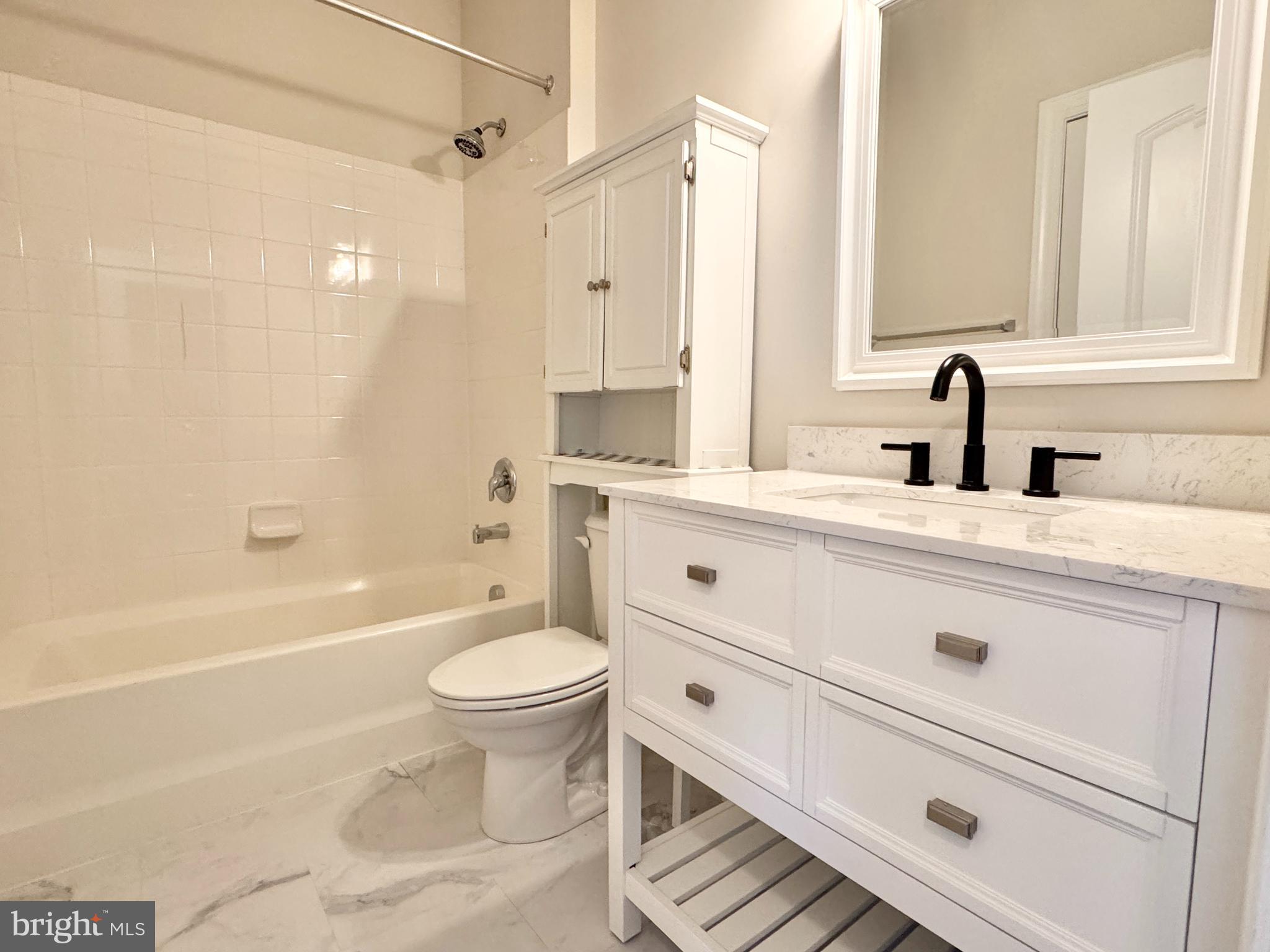 POTOMAC CLUB - Residential Lease